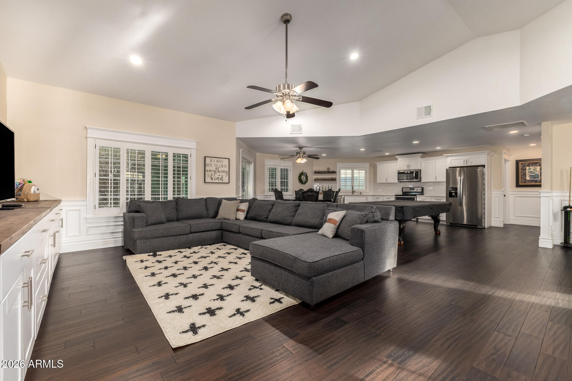 2035 E HAVEN Circle S