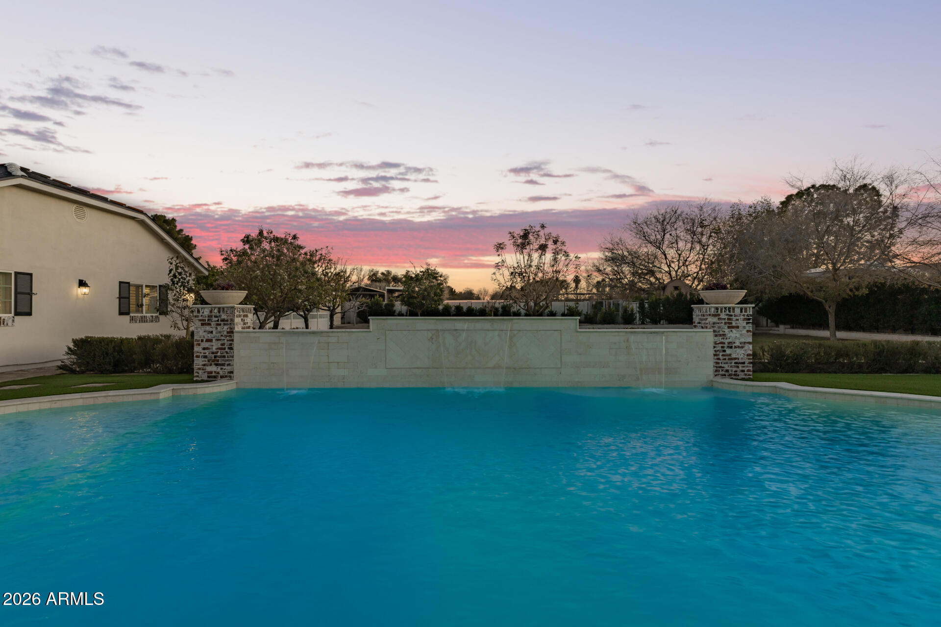 2035 E HAVEN Circle S