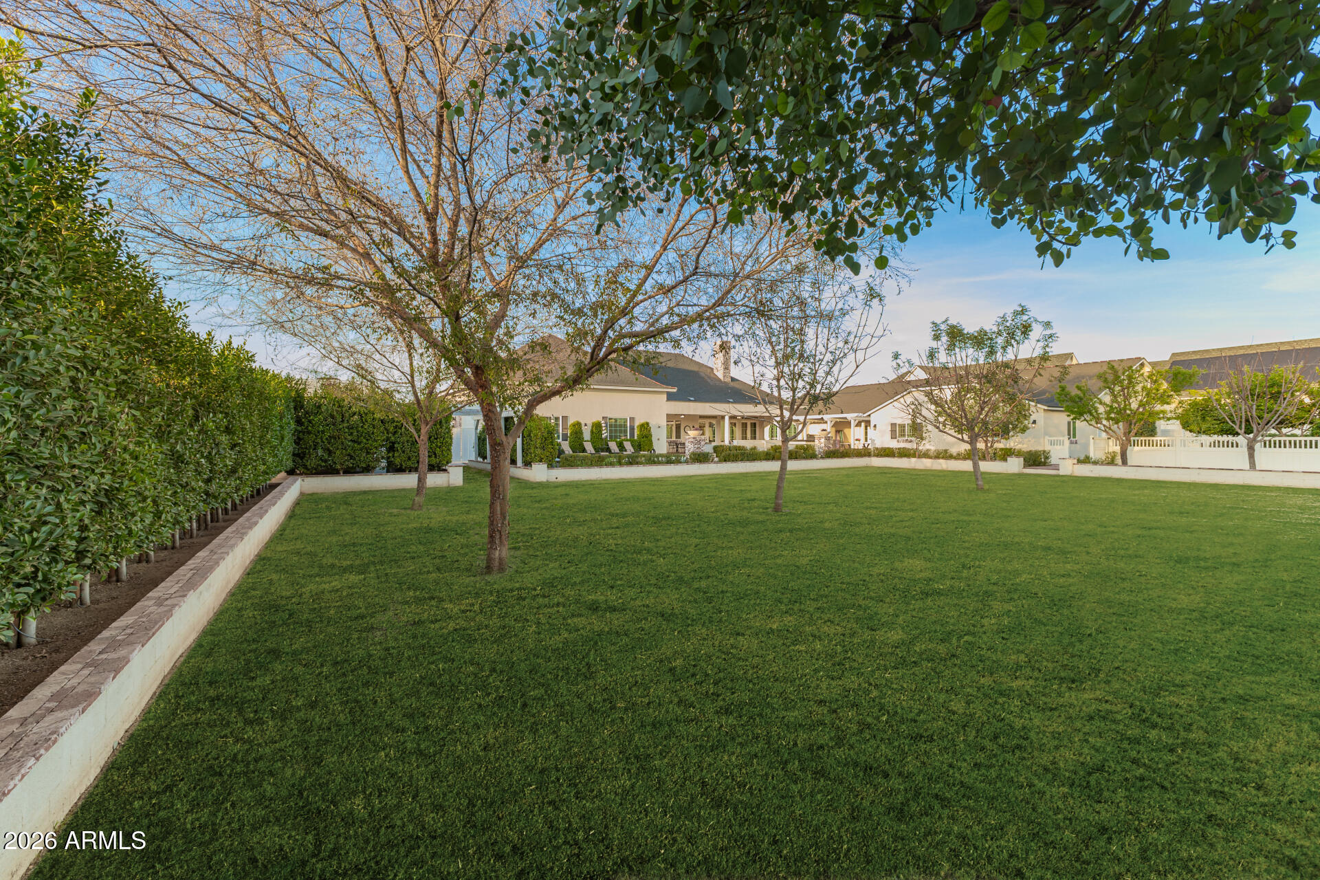 2035 E HAVEN Circle S