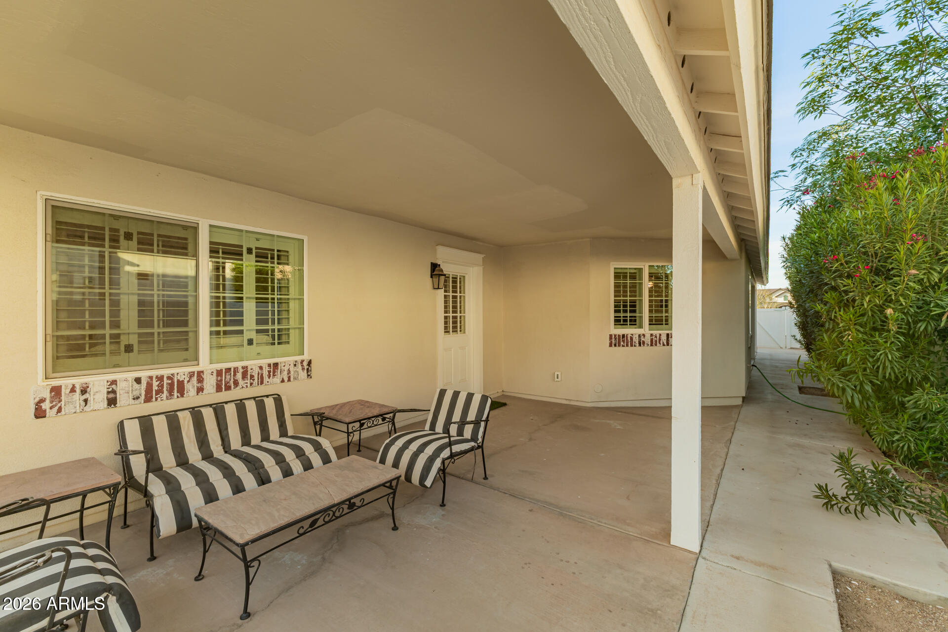 2035 E HAVEN Circle S