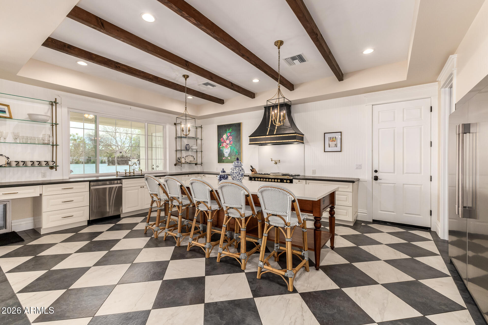 2035 E HAVEN Circle S