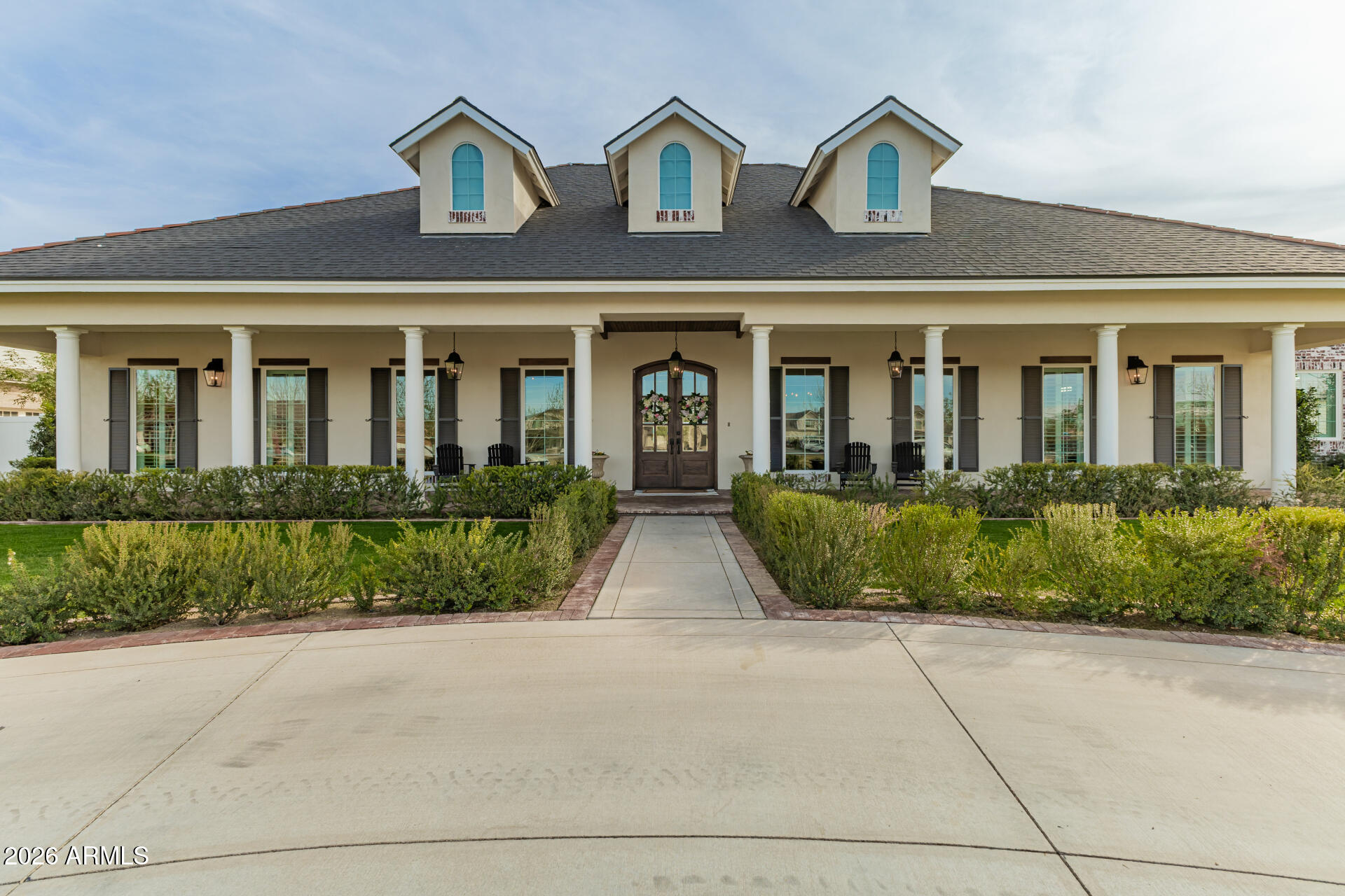 2035 E HAVEN Circle S