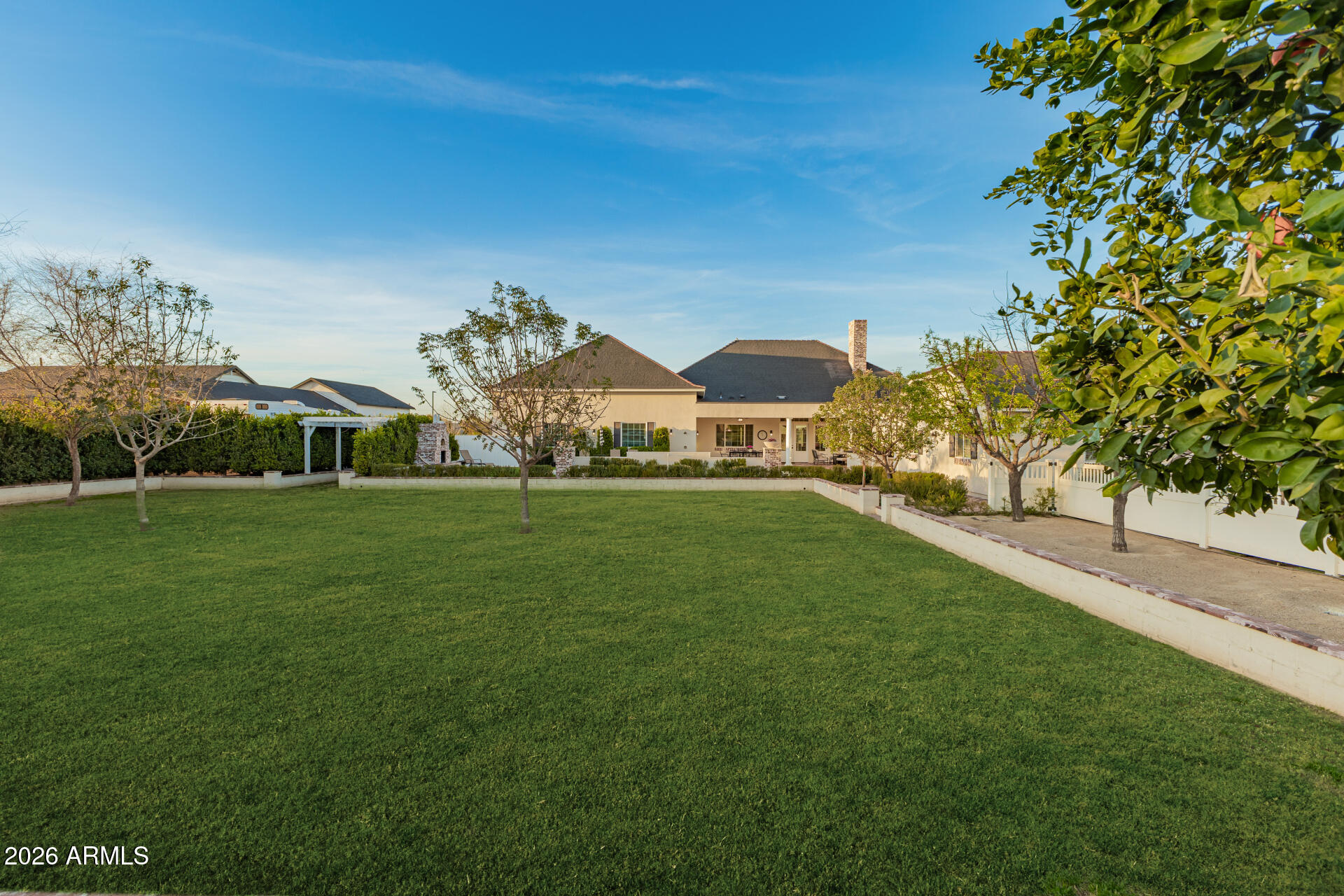 2035 E HAVEN Circle S