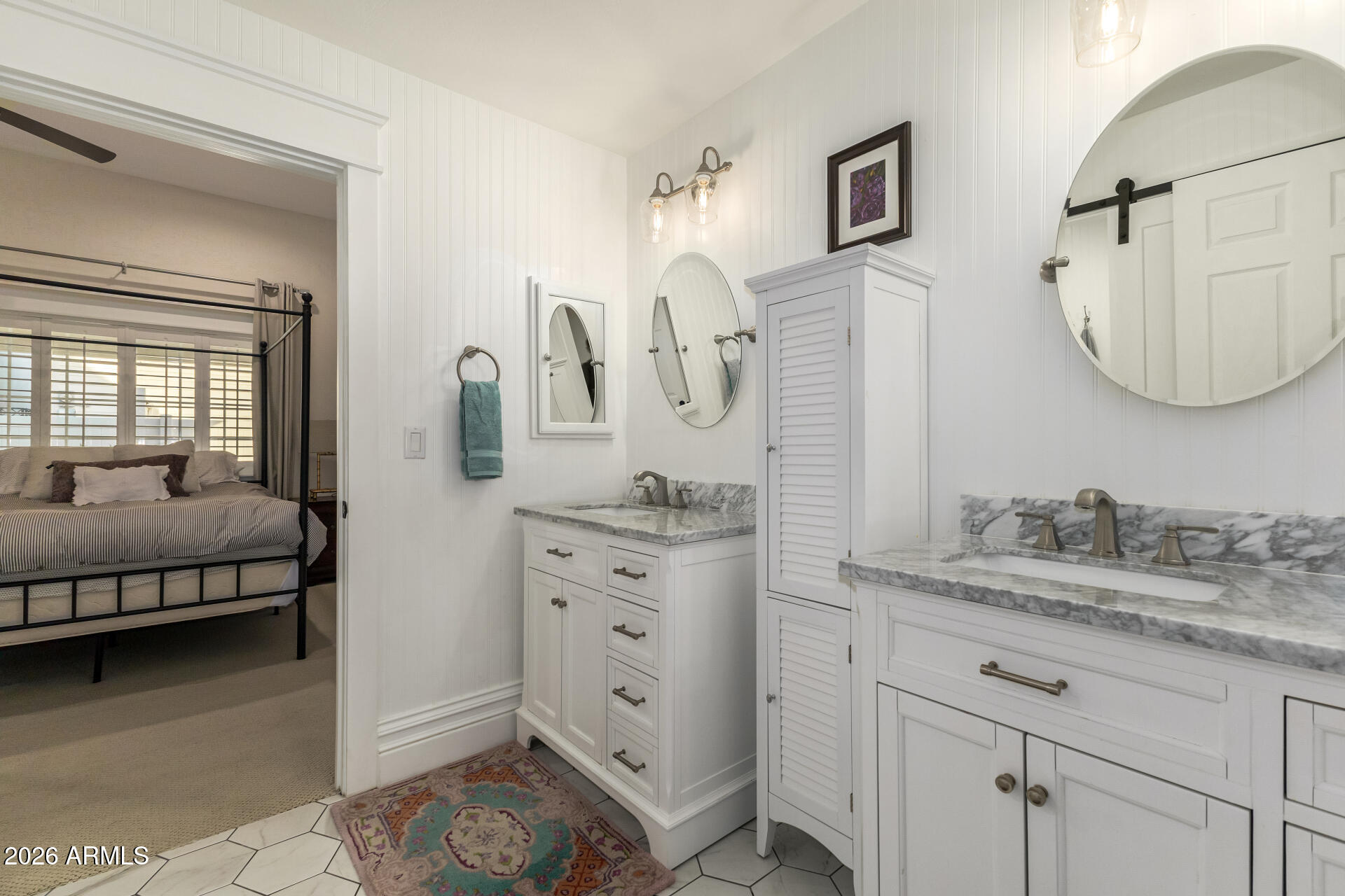 2035 E HAVEN Circle S