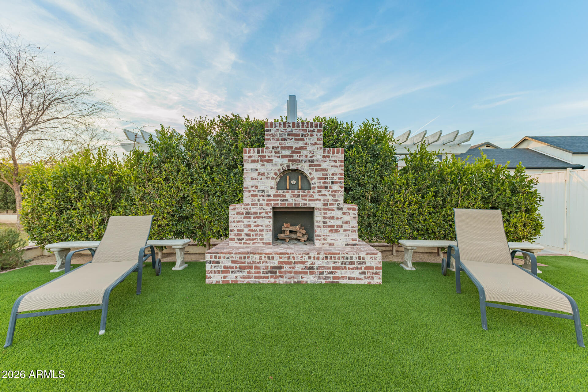 2035 E HAVEN Circle S