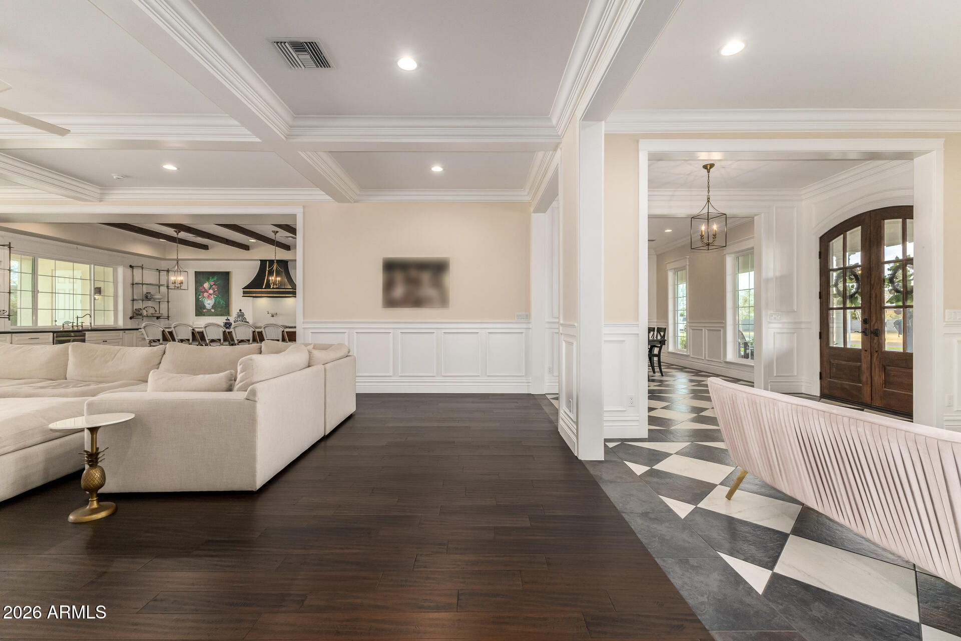 2035 E HAVEN Circle S