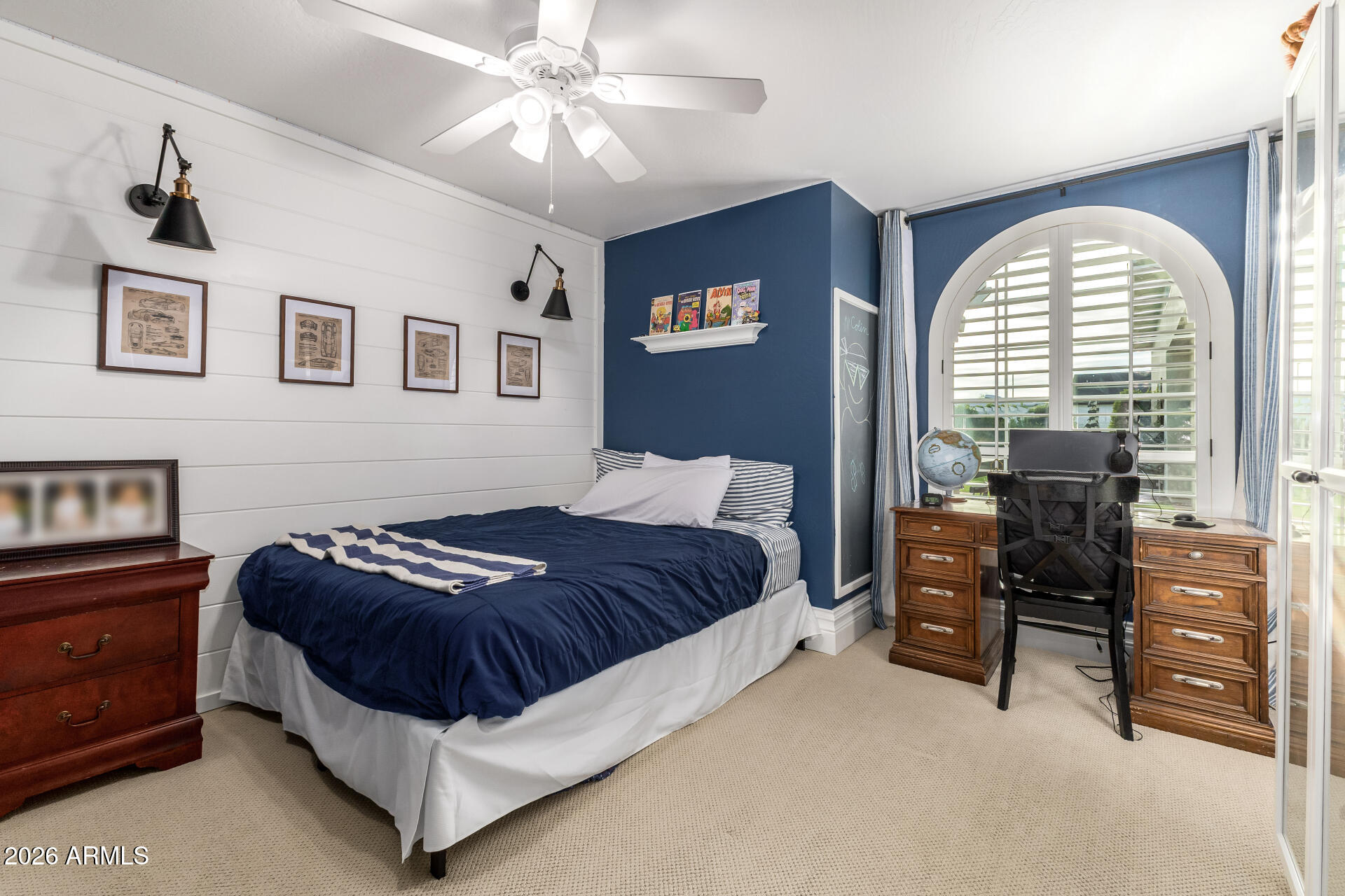 2035 E HAVEN Circle S