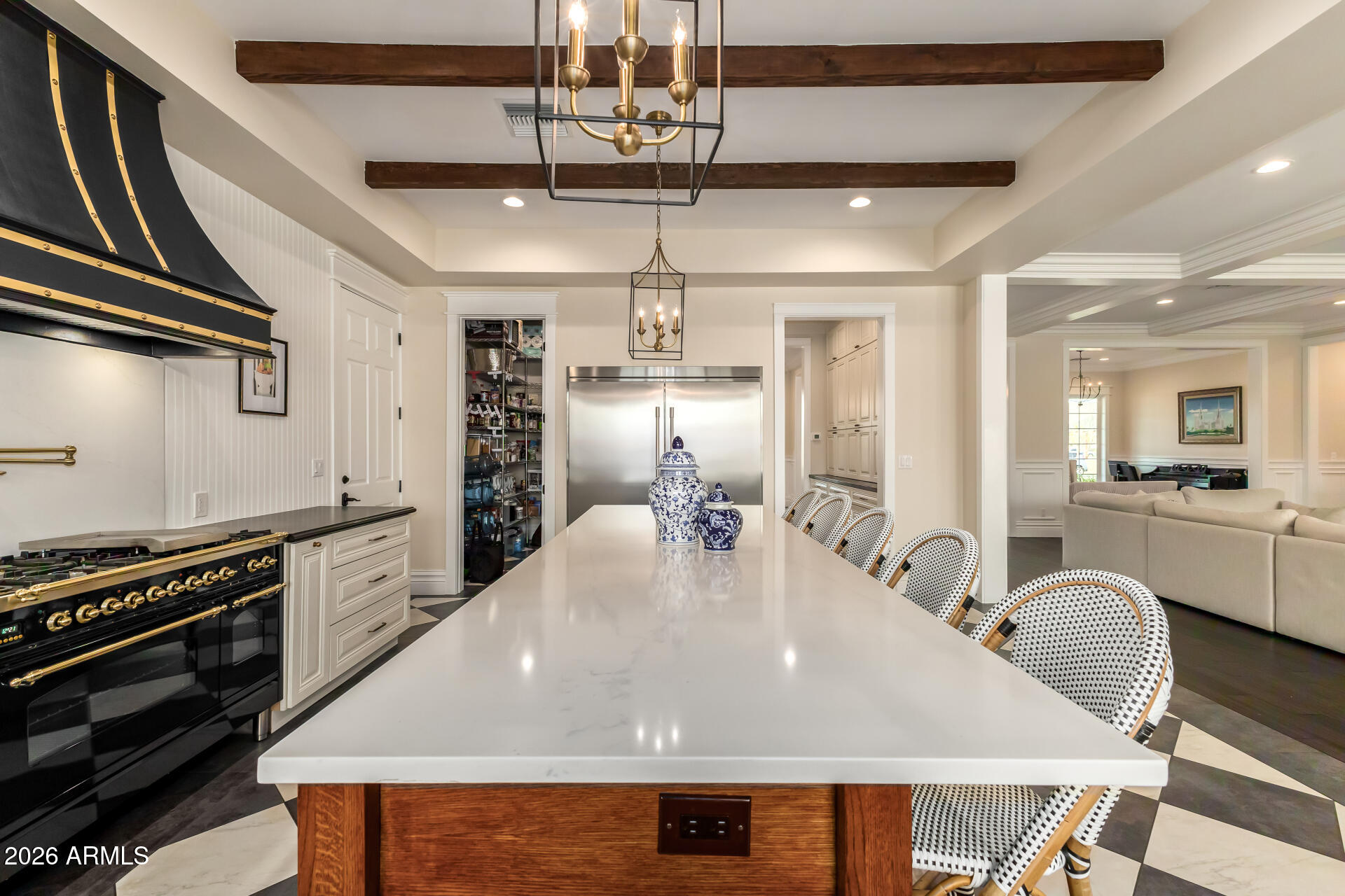 2035 E HAVEN Circle S