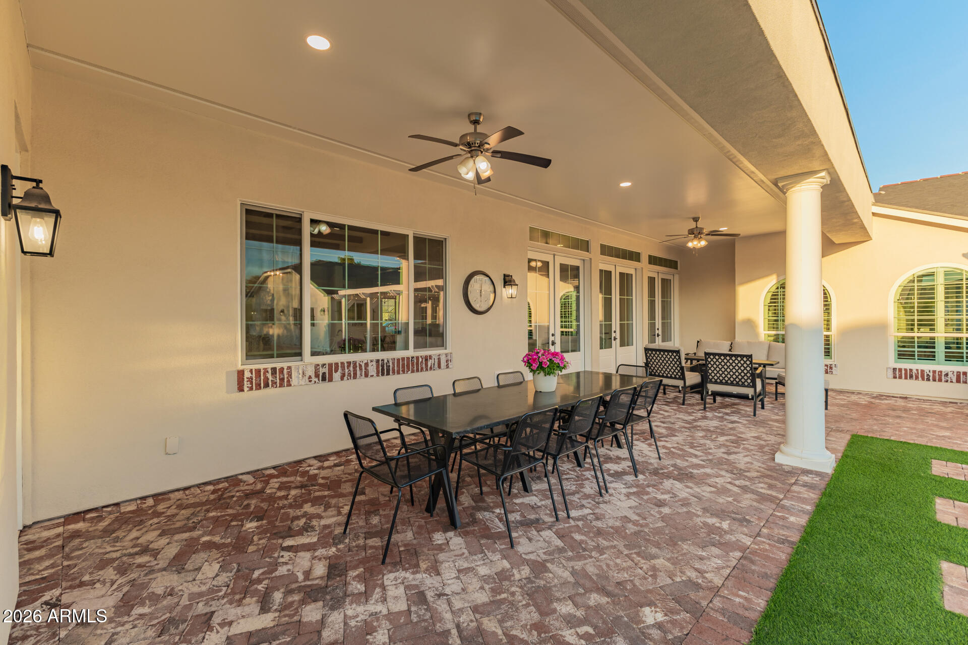 2035 E HAVEN Circle S