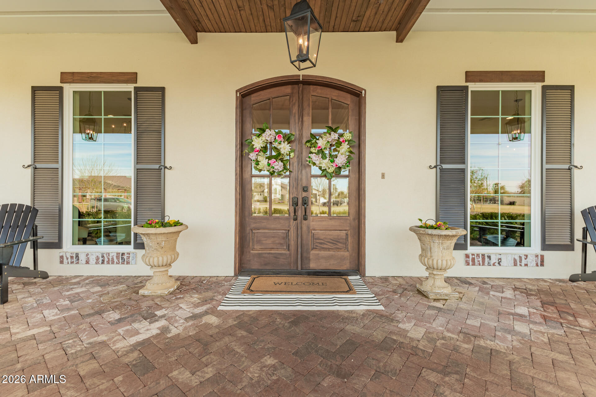 2035 E HAVEN Circle S