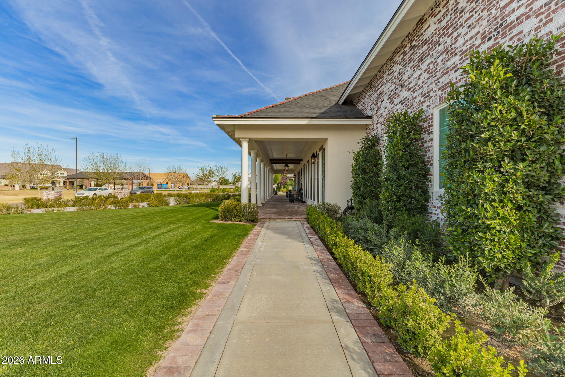 2035 E HAVEN Circle S