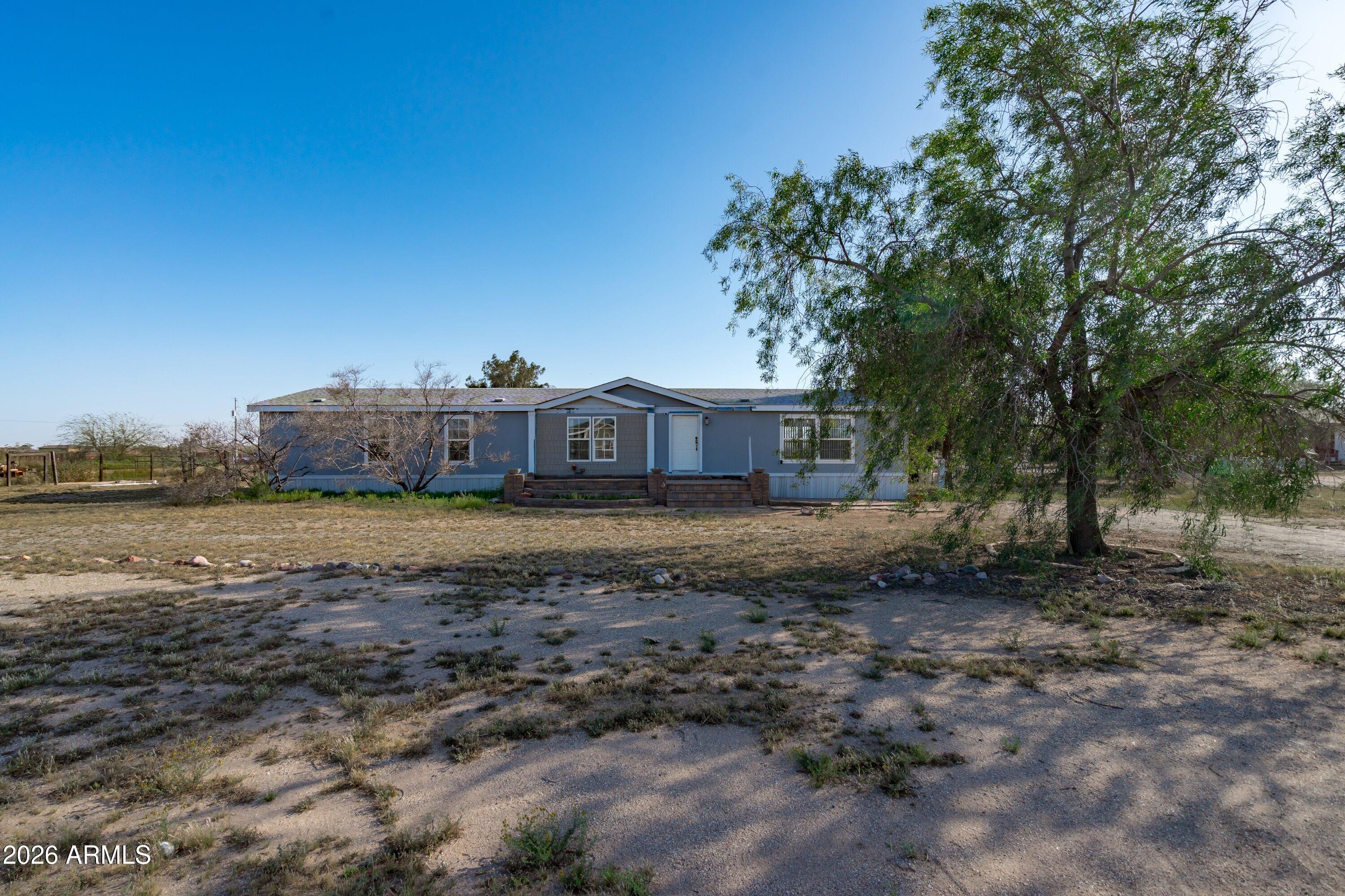 22547 W DUANE Lane
