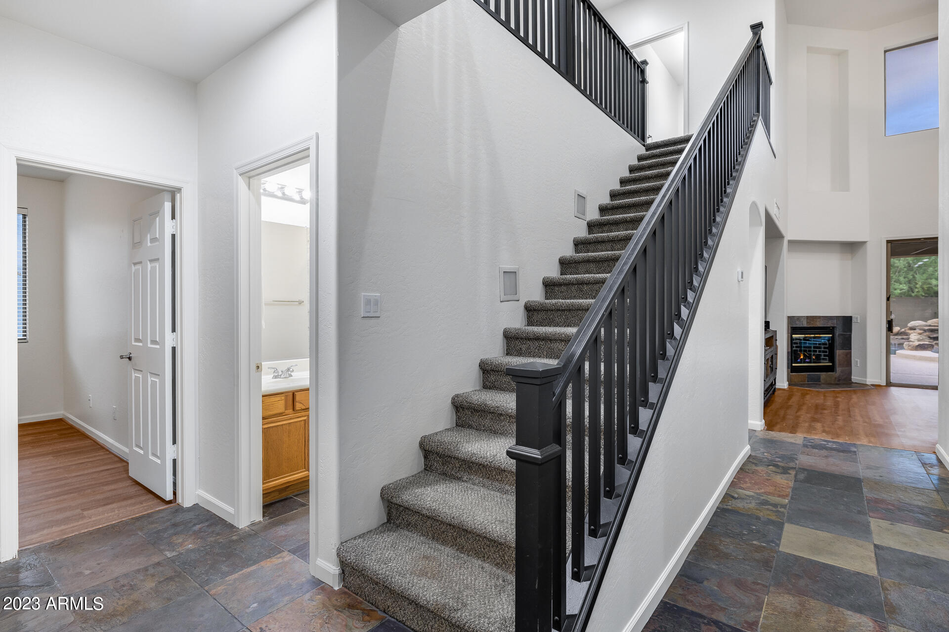 3419 W THOREAU Lane
