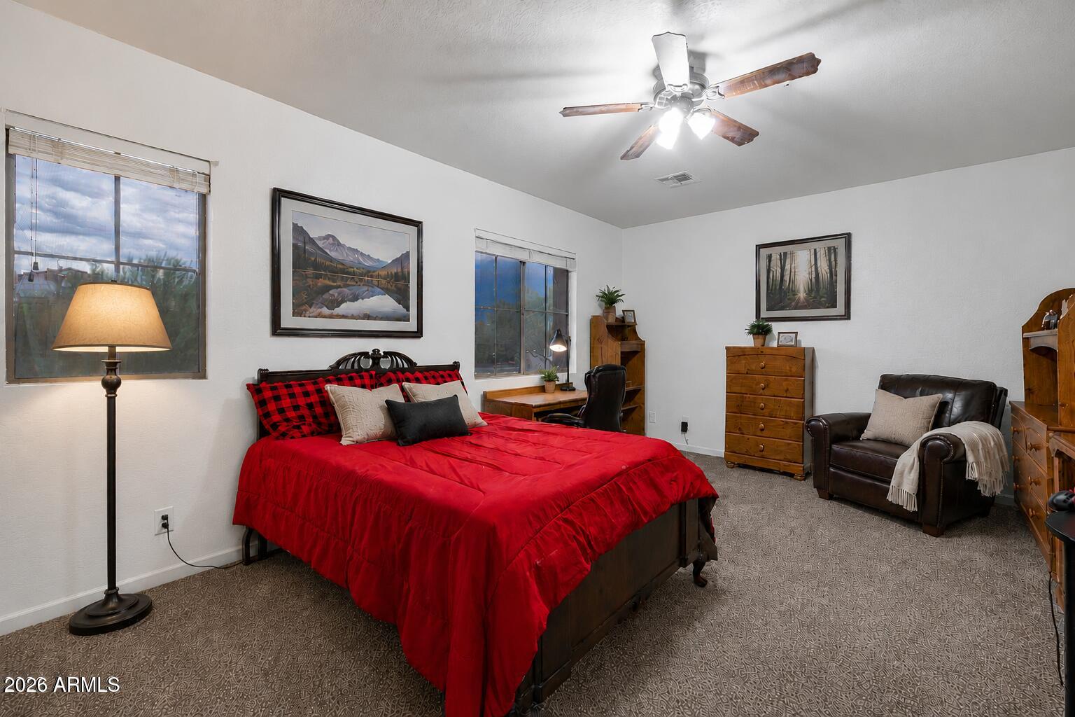 3419 W THOREAU Lane