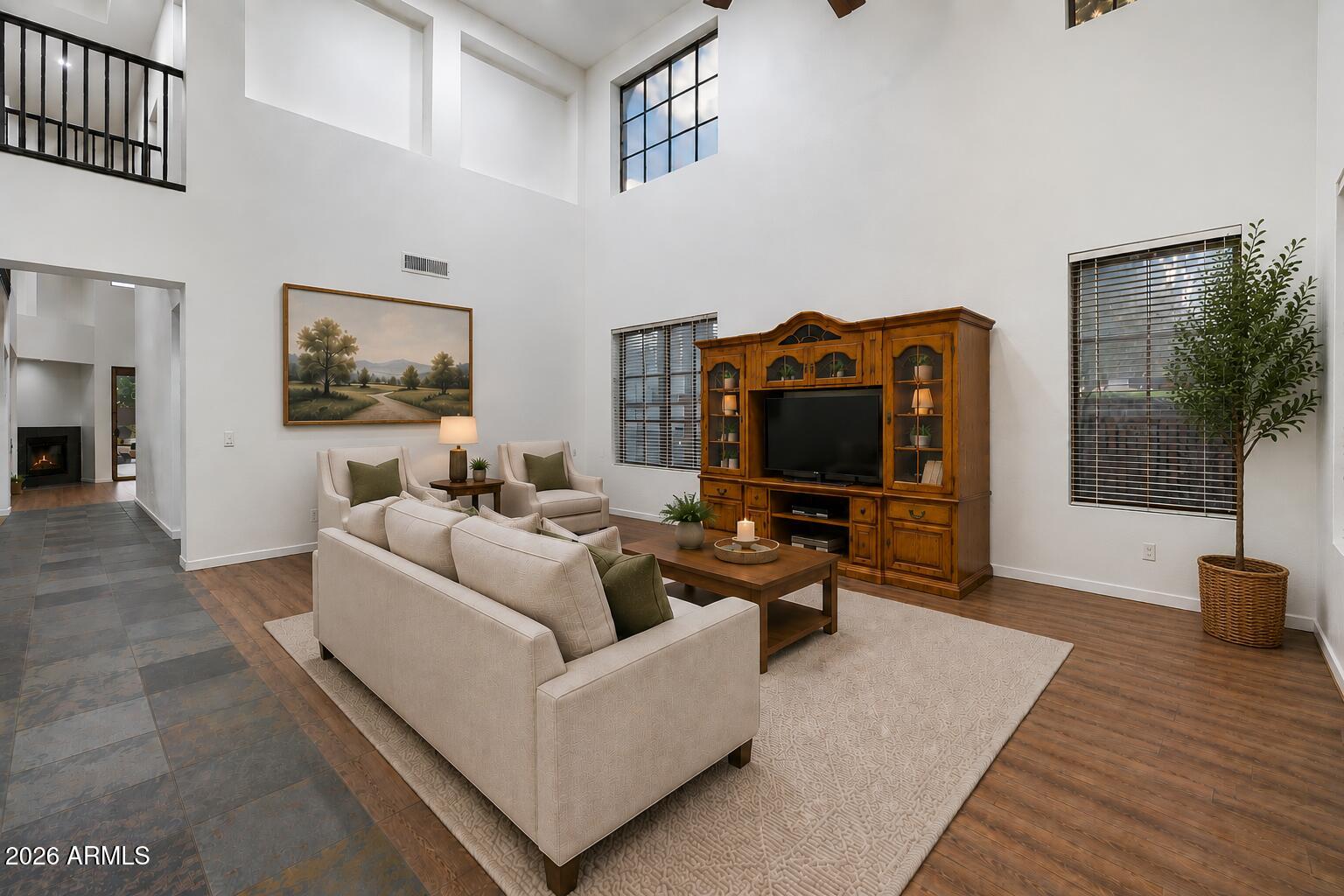3419 W THOREAU Lane