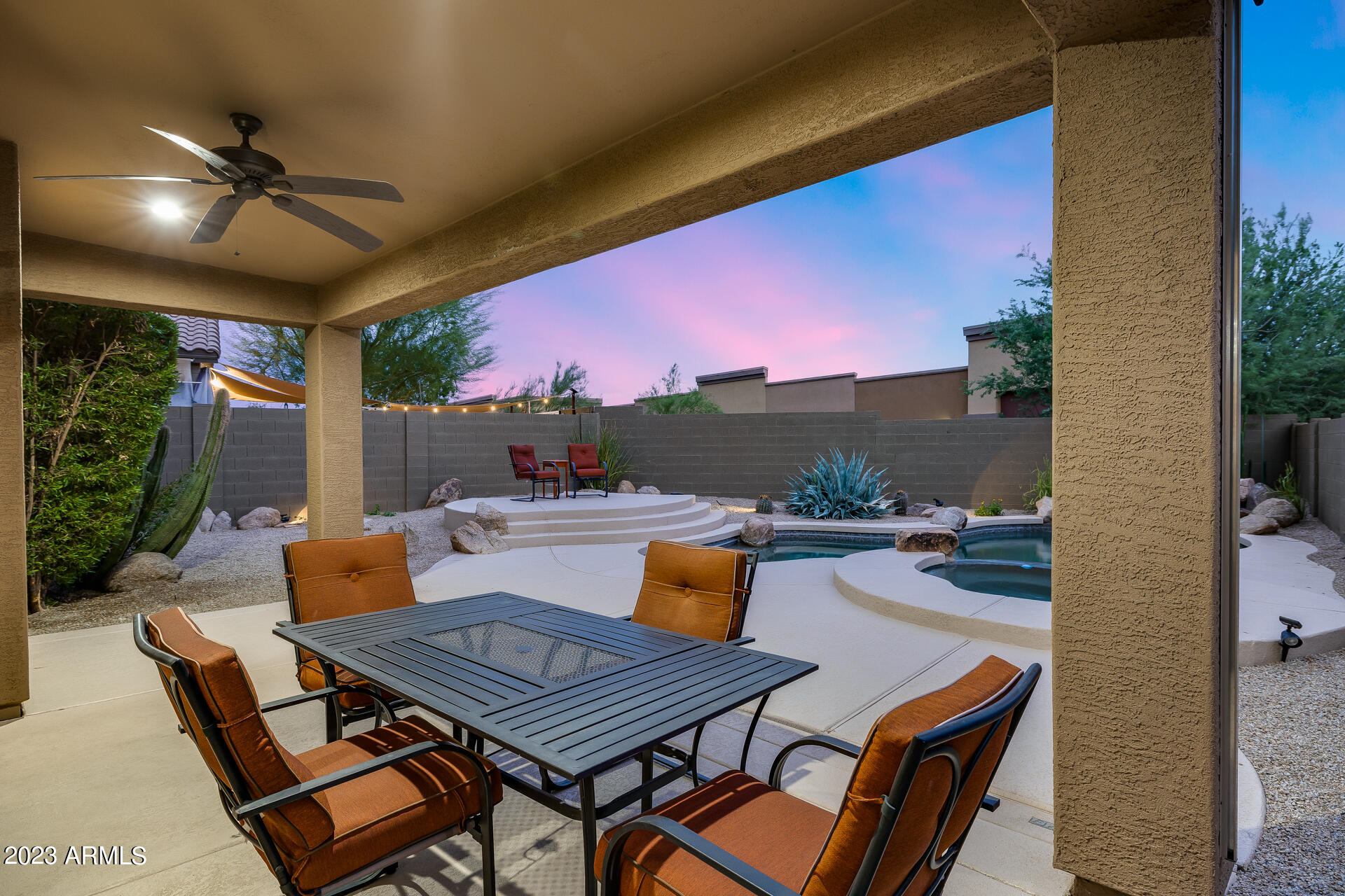 3419 W THOREAU Lane