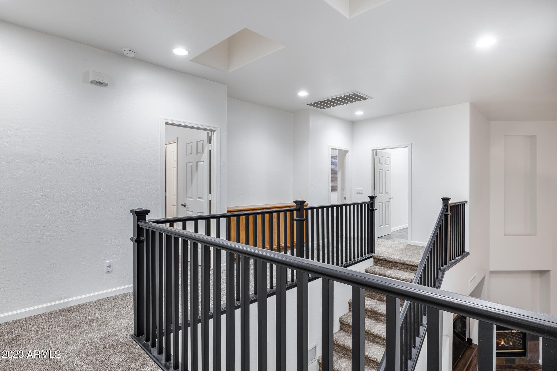 3419 W THOREAU Lane