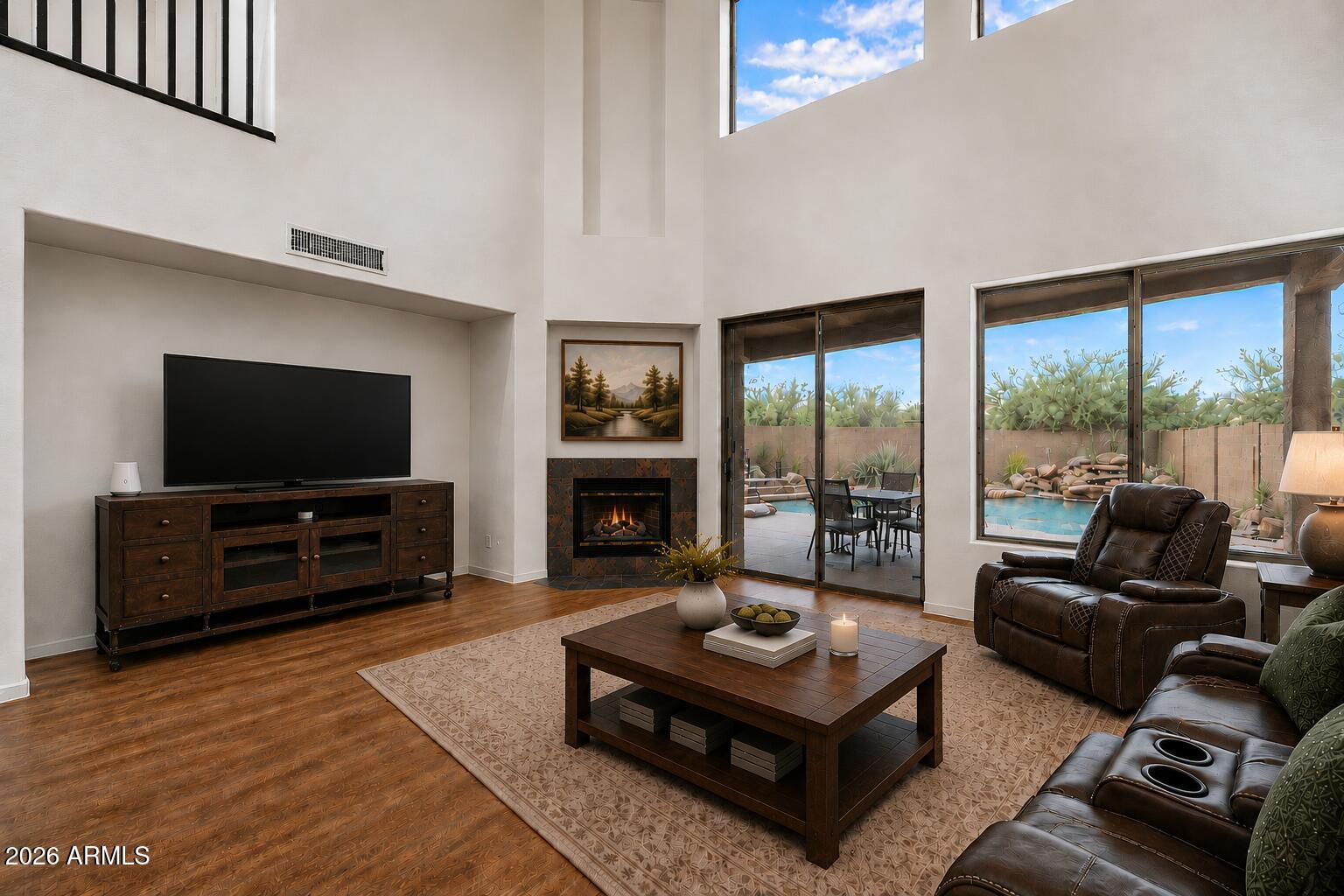 3419 W THOREAU Lane