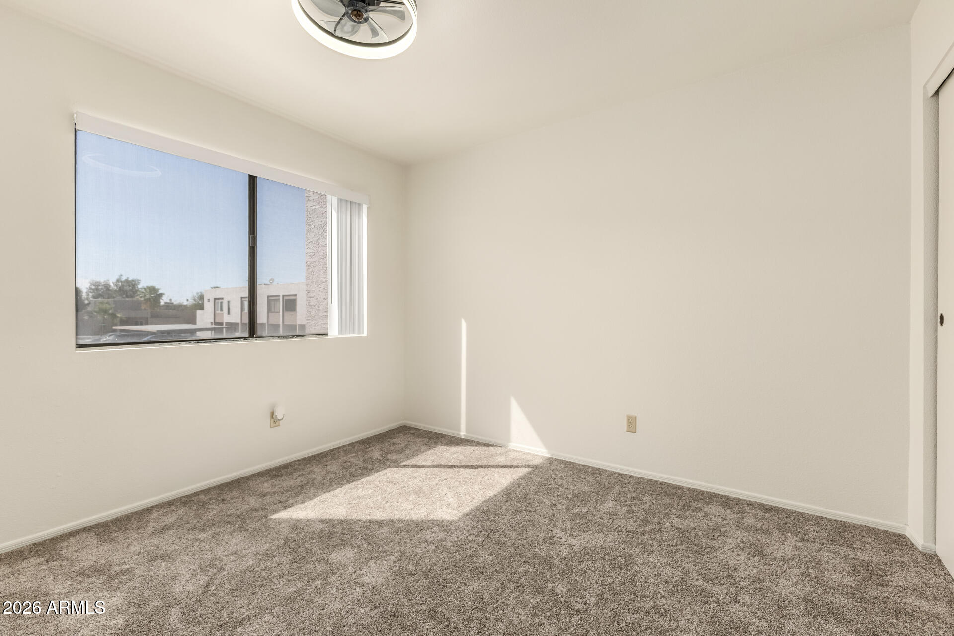611 W 13TH Street