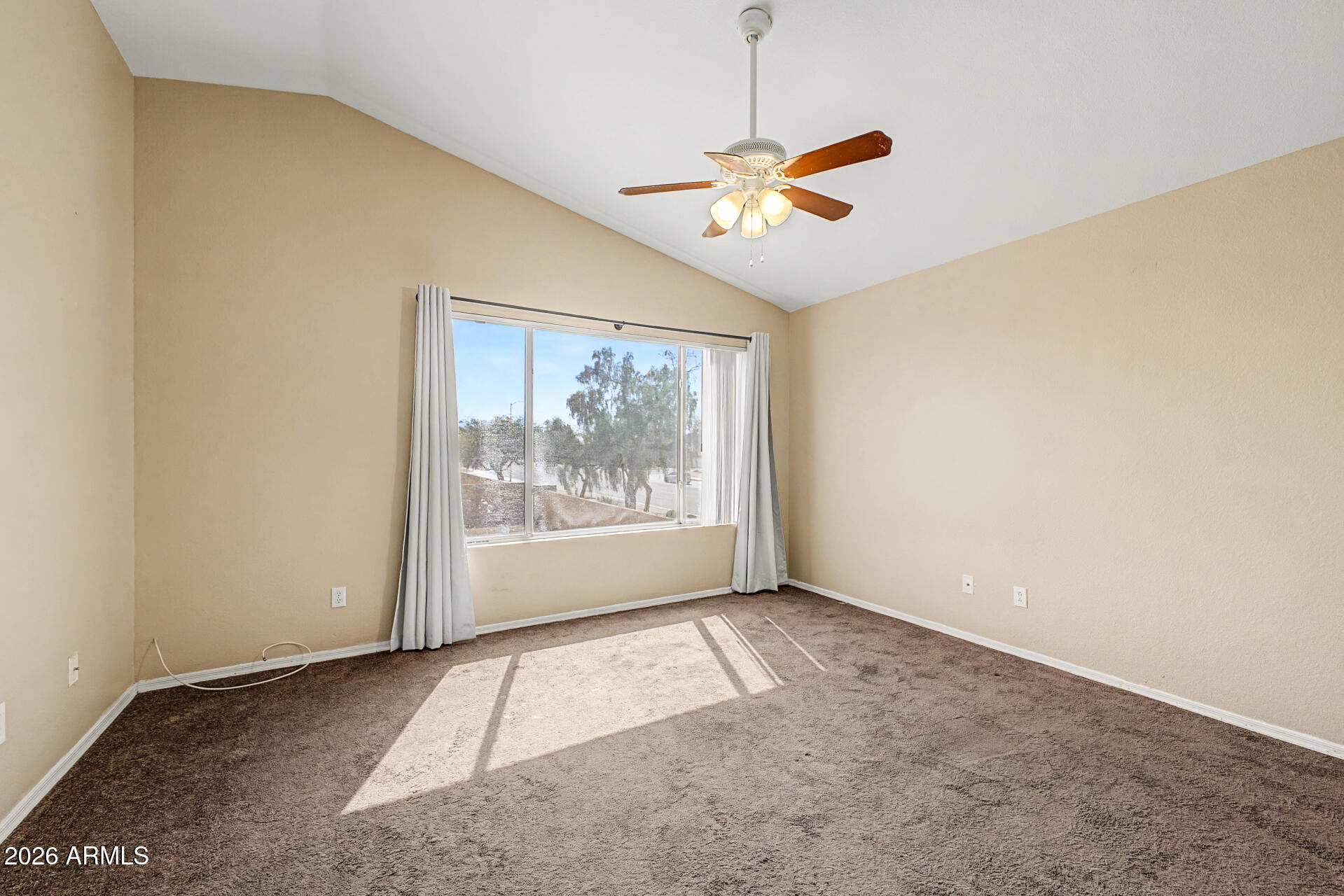 5031 W ORAIBI Drive