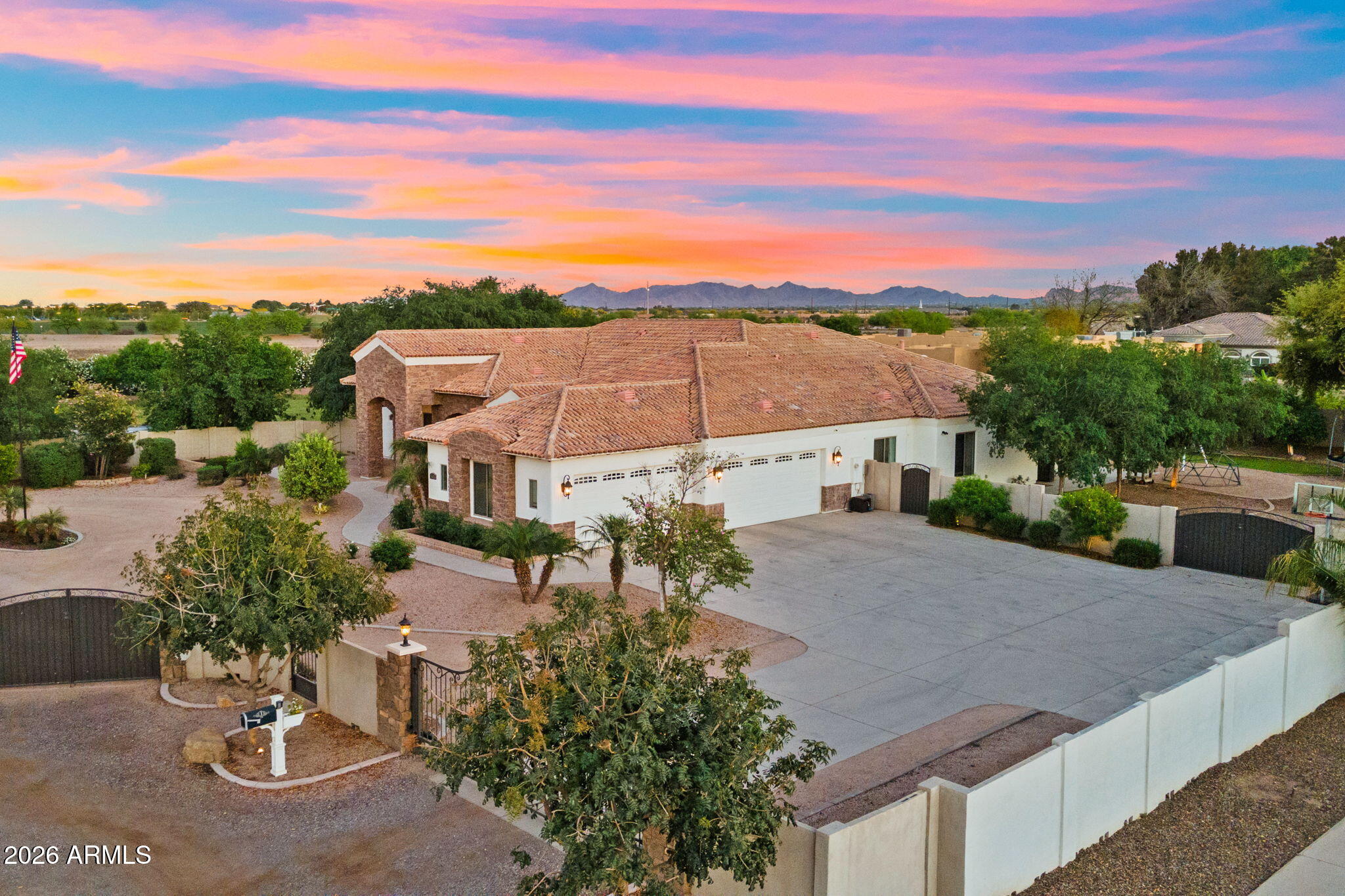 16325 E MAGNOLIA Drive