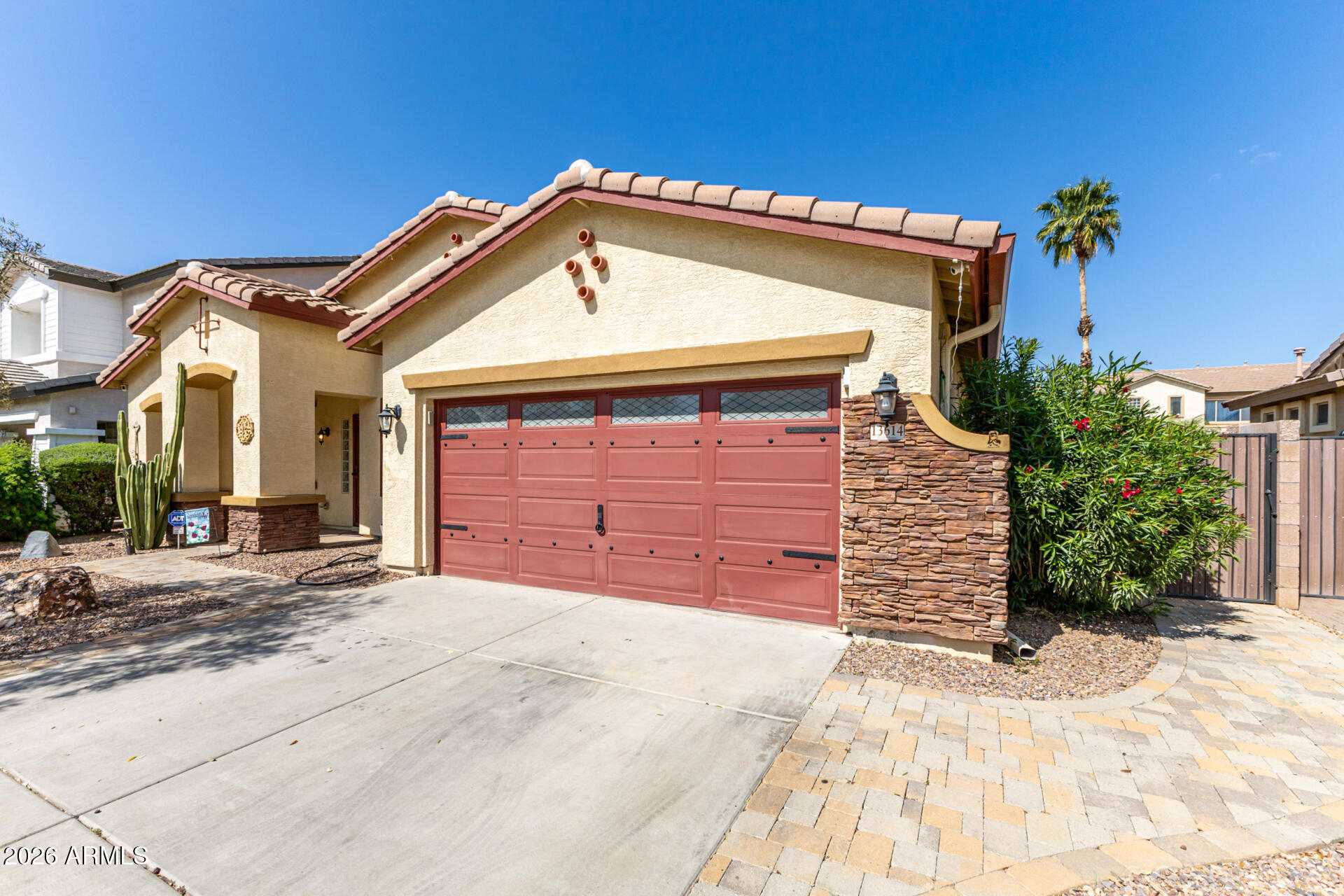 13614 W CATALINA Drive