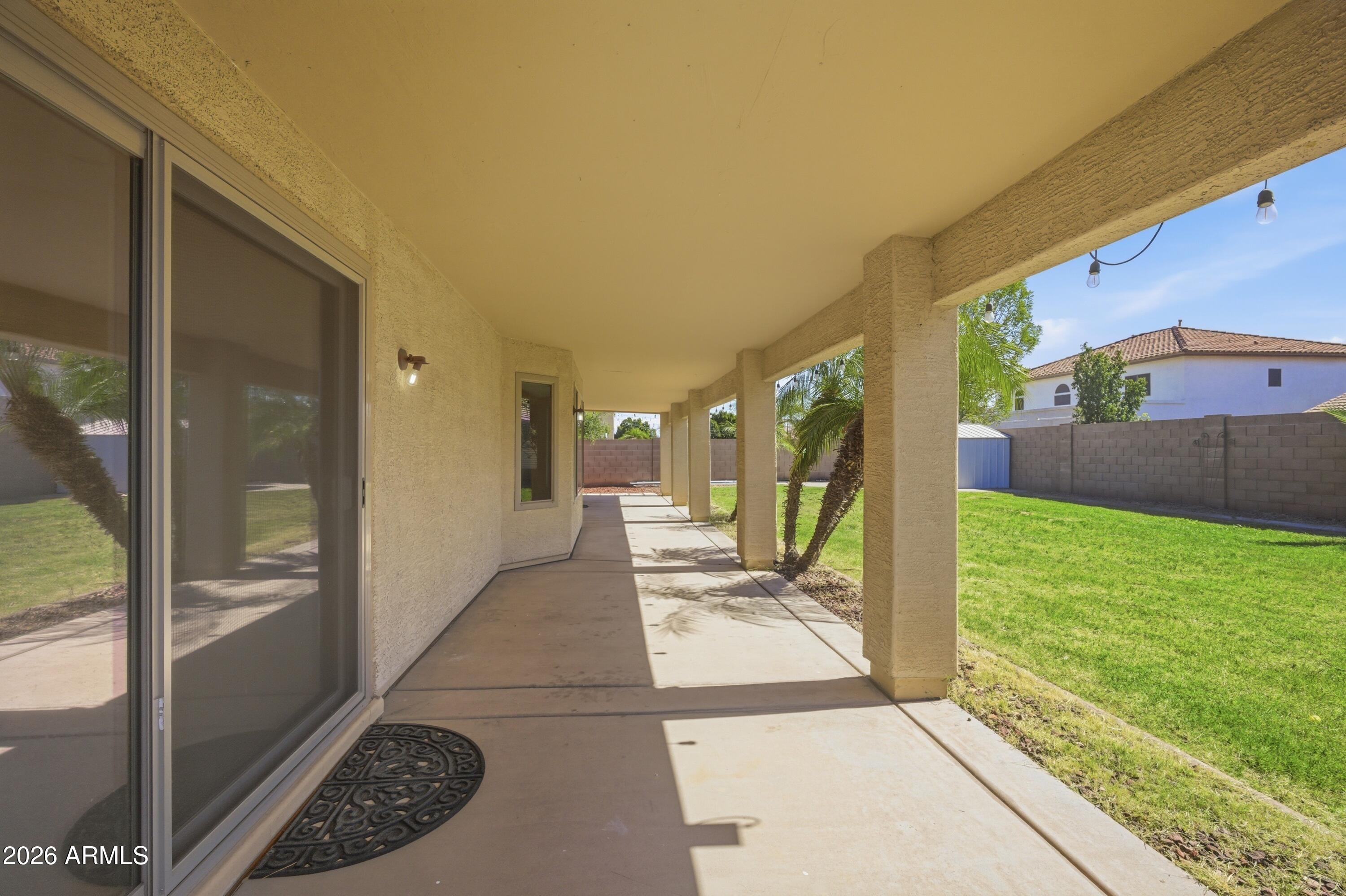 5009 W GWEN Street