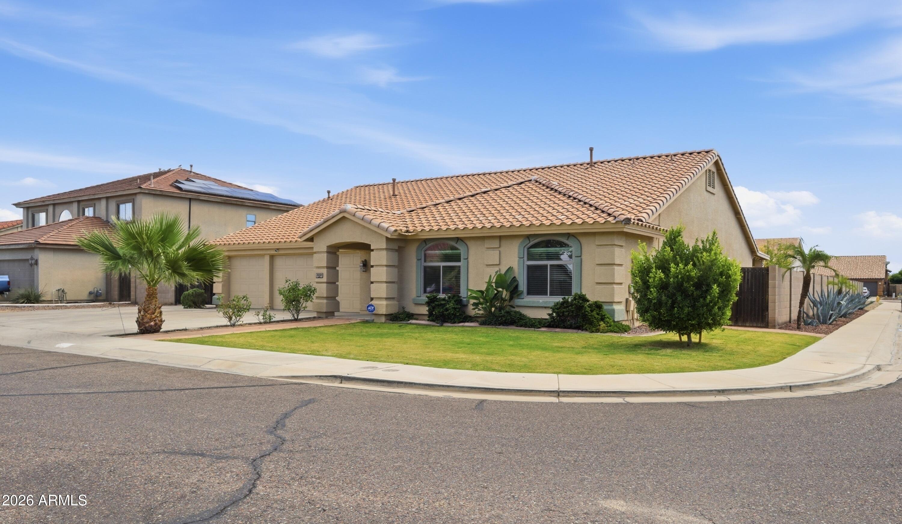 5009 W GWEN Street