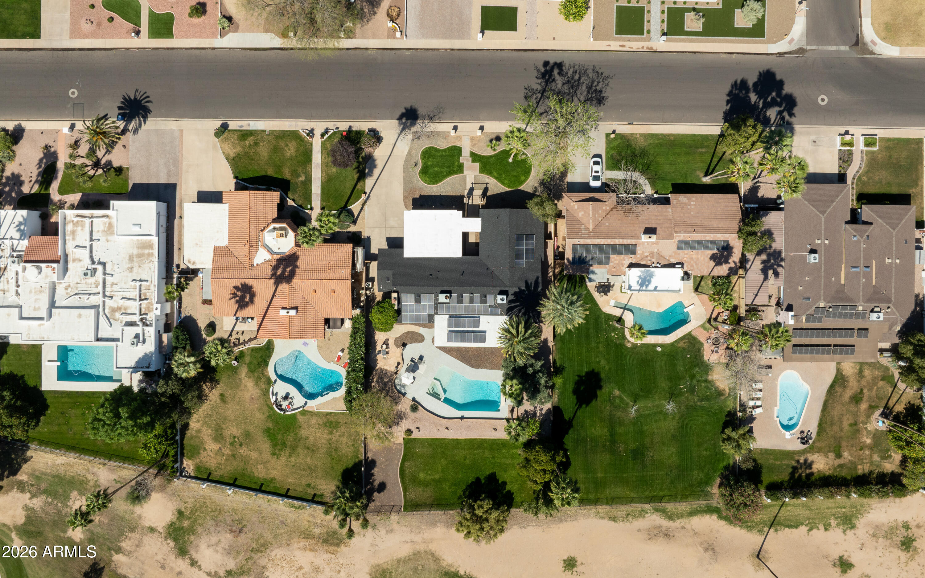 813 W GLENEAGLES Drive