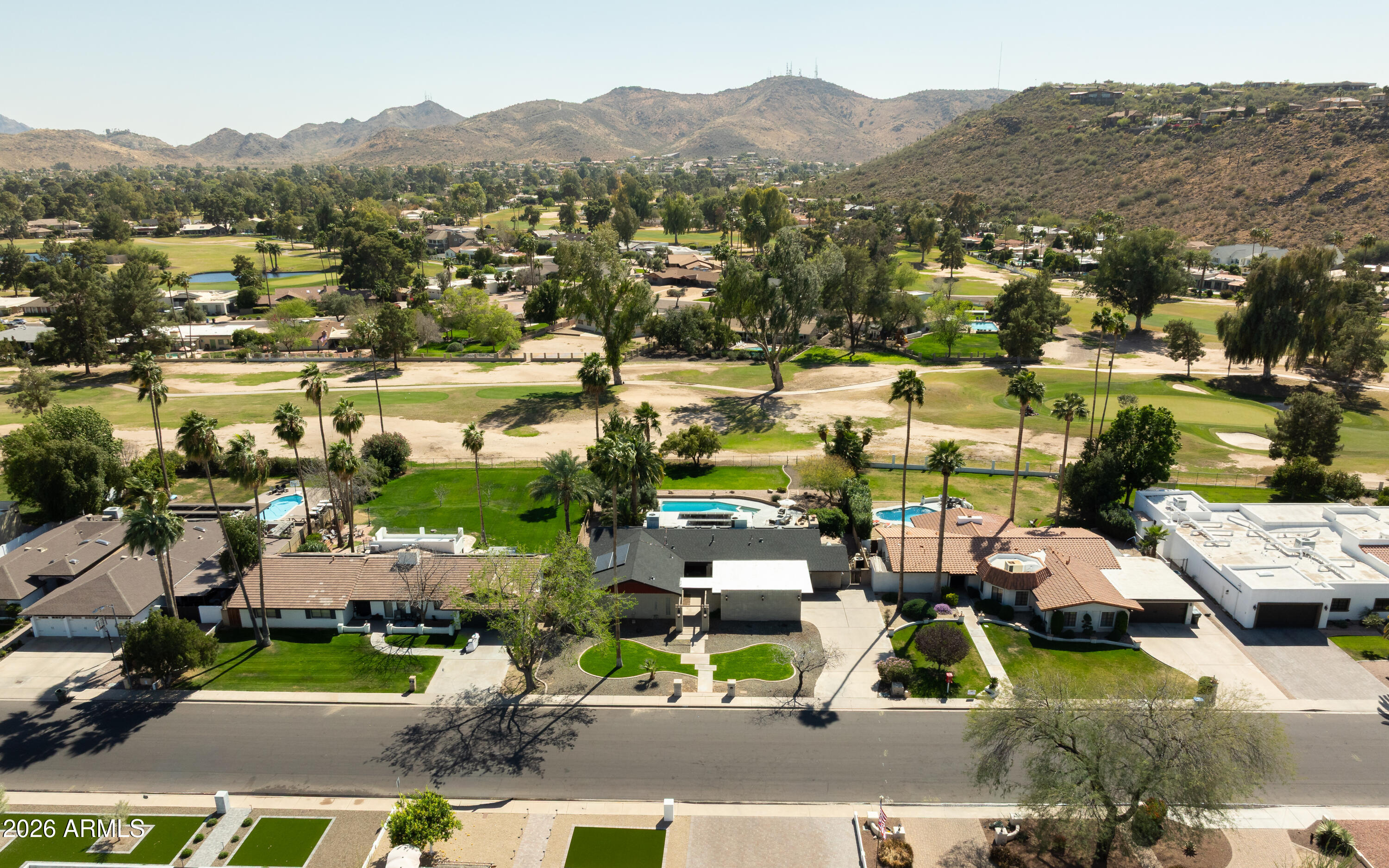 813 W GLENEAGLES Drive