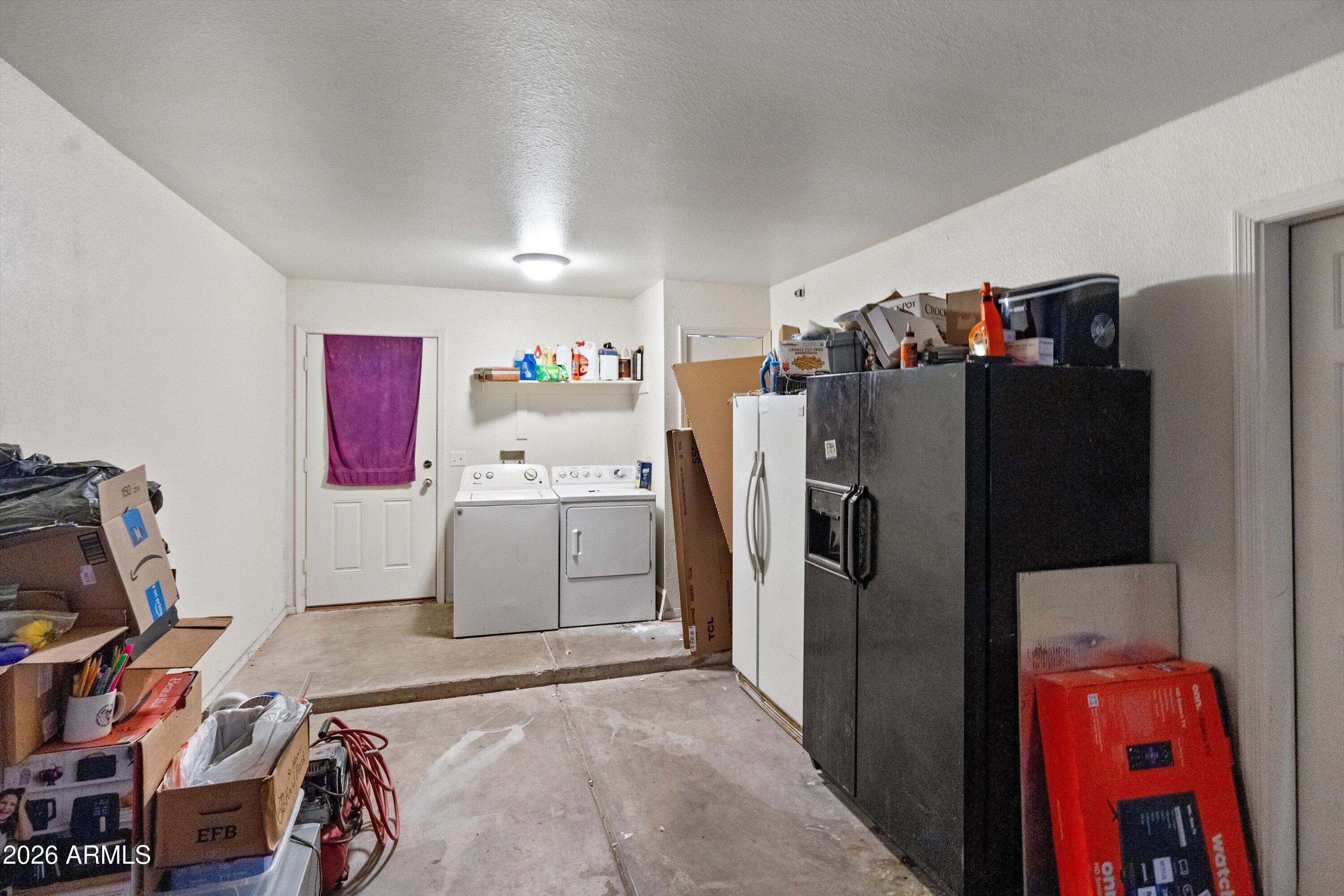 570 W RAMOS Drive