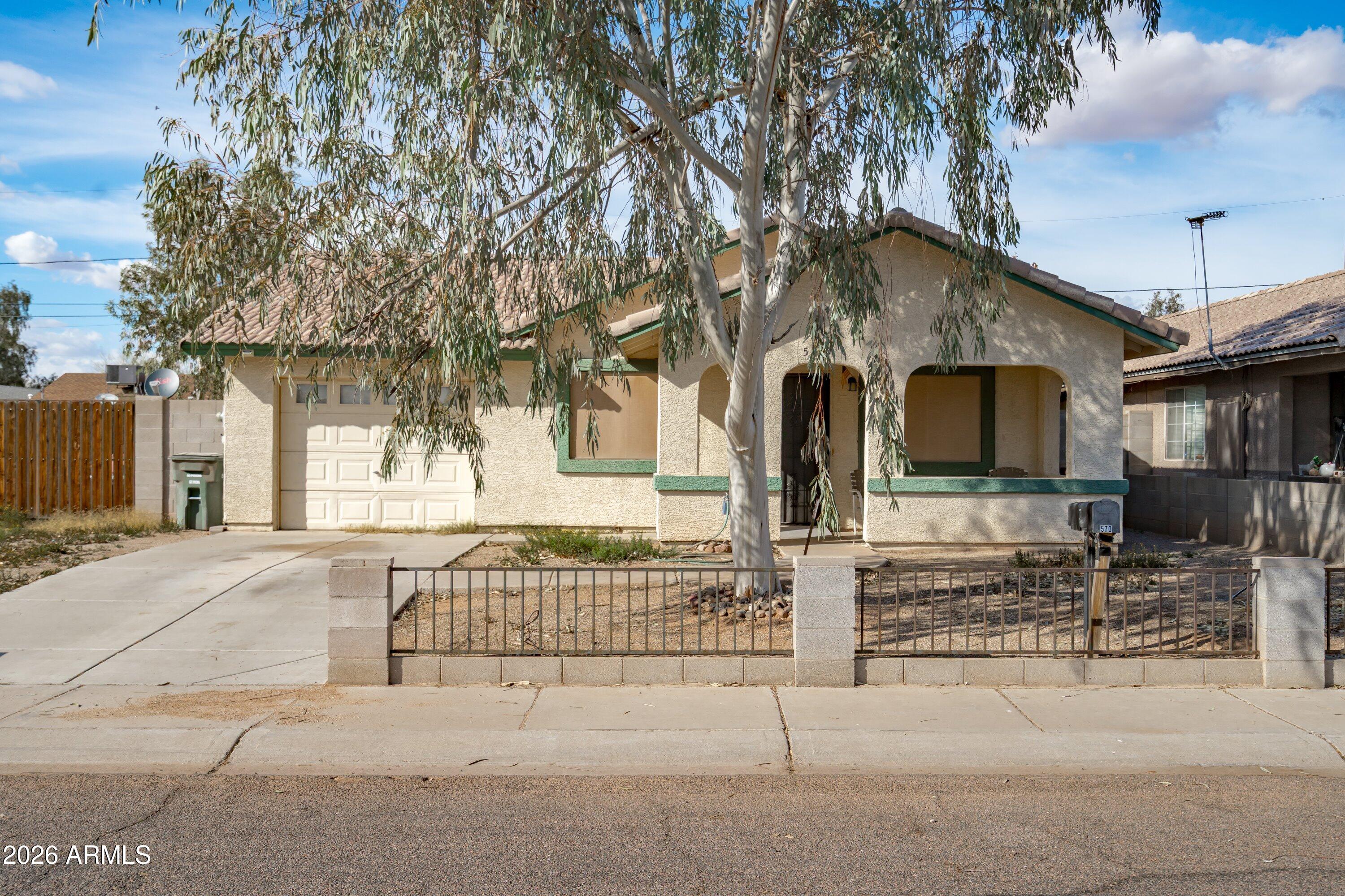 570 W RAMOS Drive