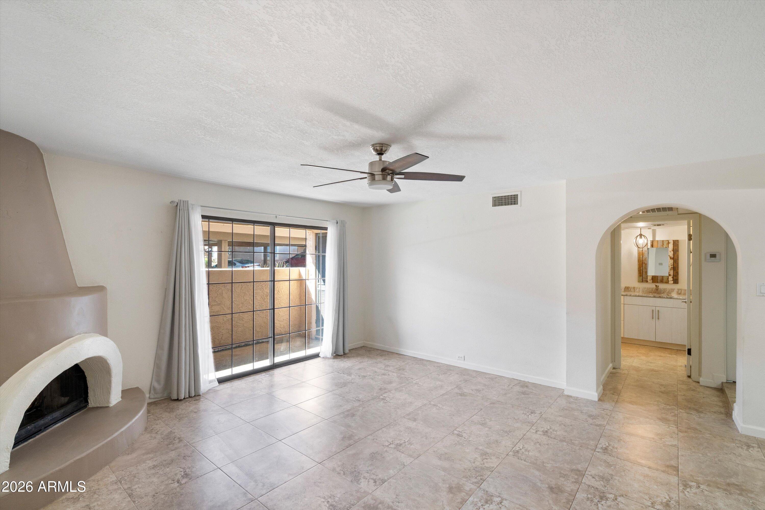 10401 N cave creek Road 1031