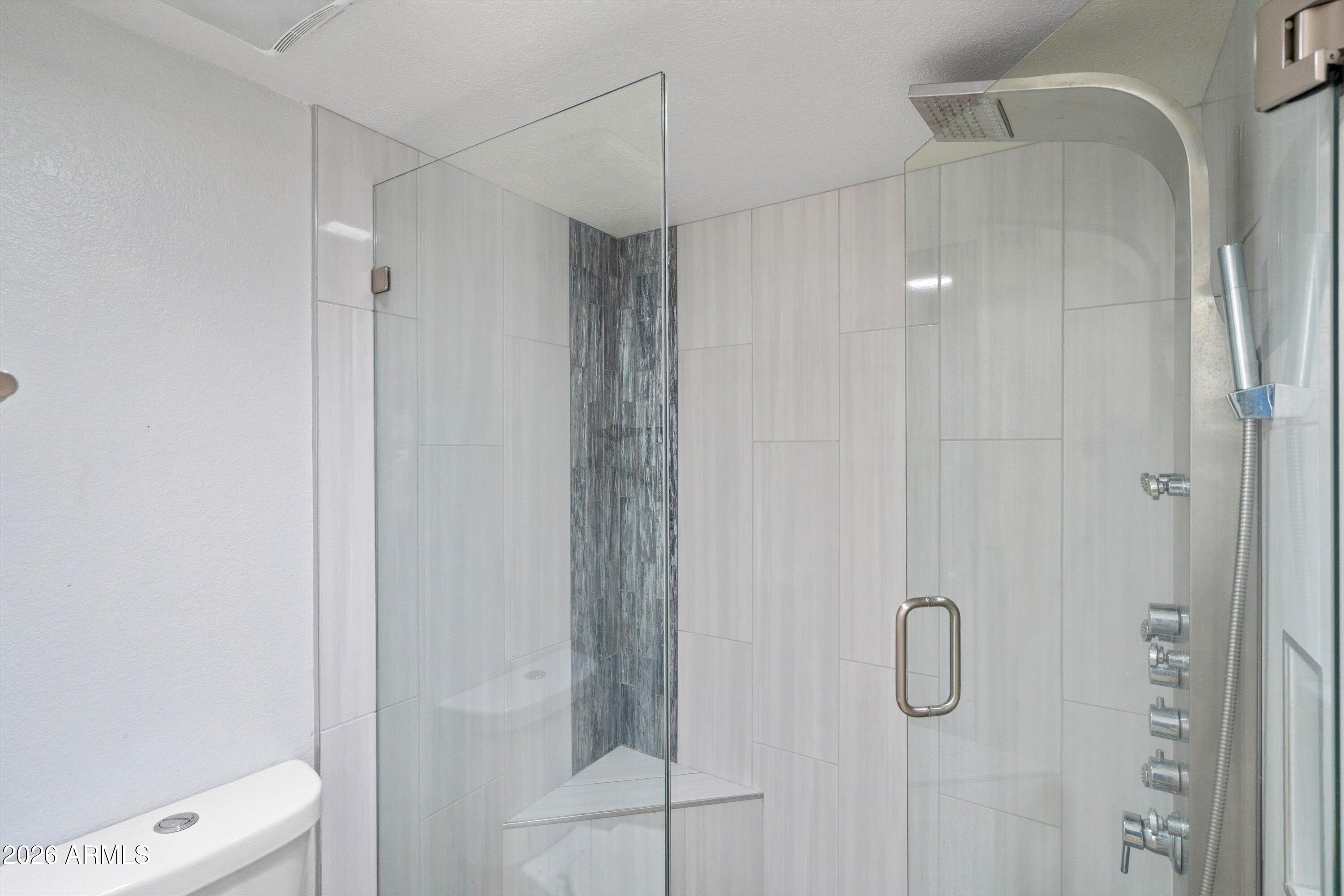 10401 N cave creek Road 1031