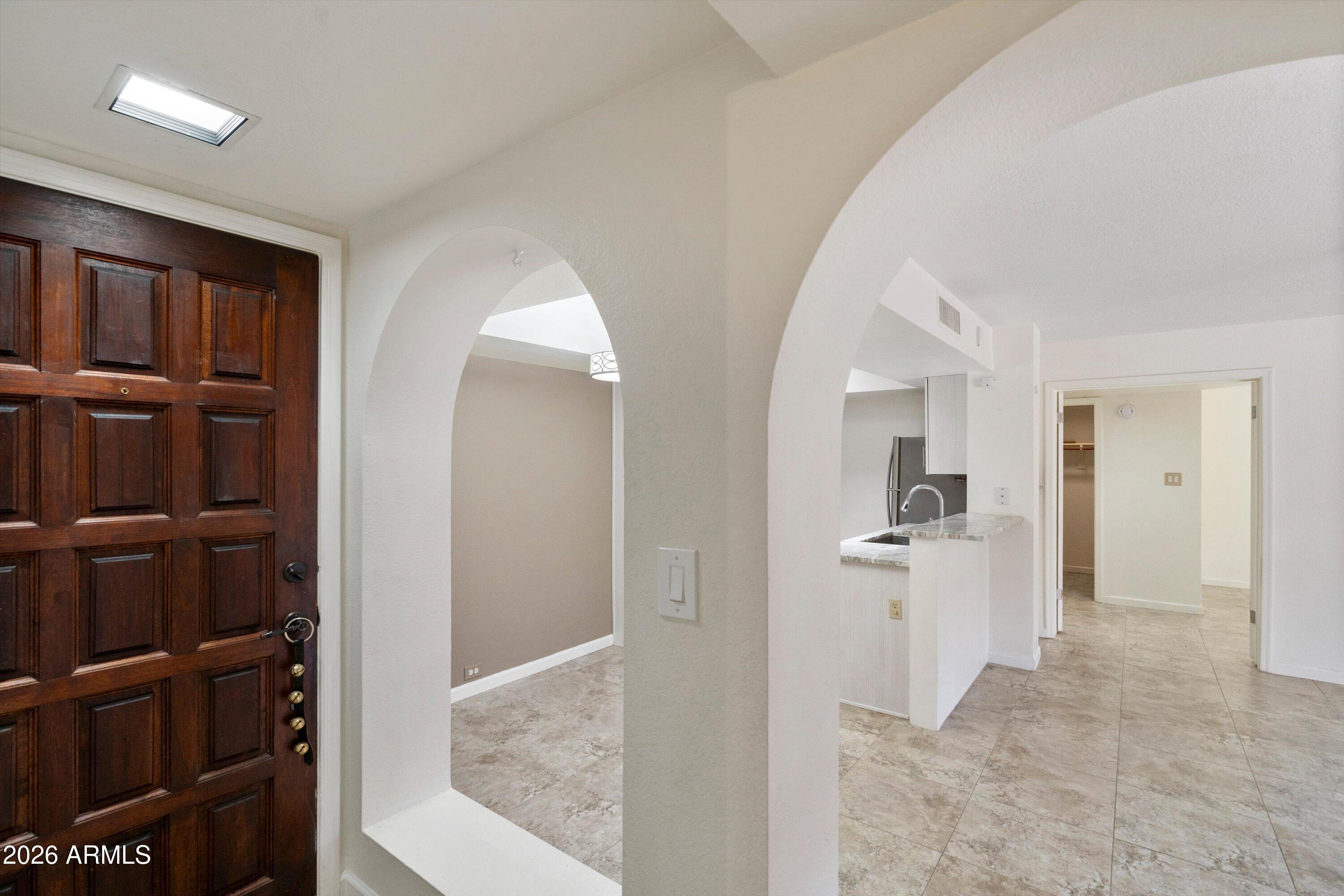 10401 N cave creek Road 1031