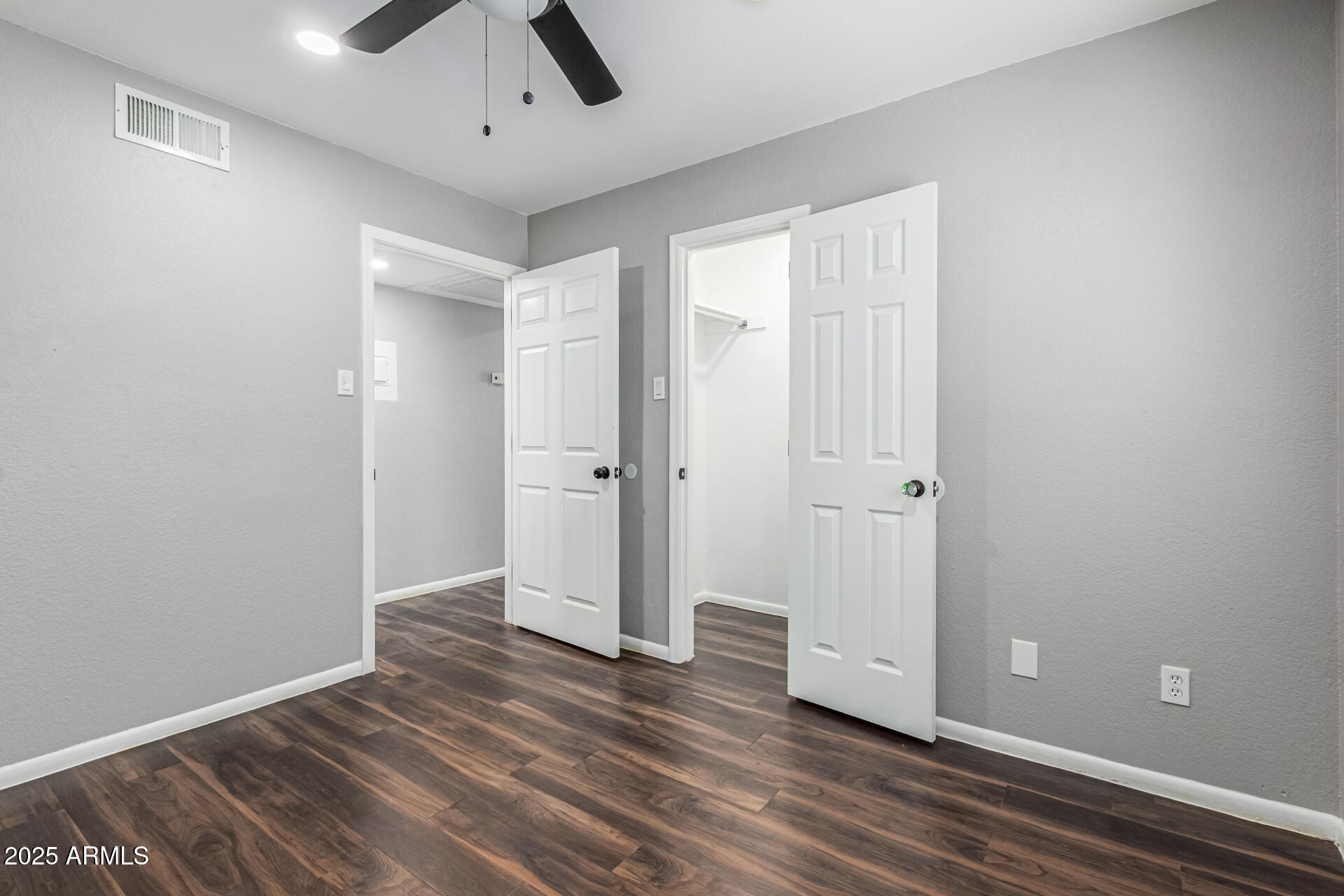 3810 N MARYVALE Parkway 2020