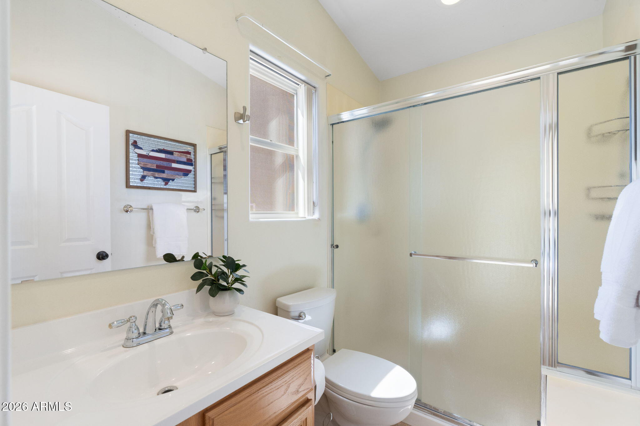 4613 W DESERT HOLLOW Drive