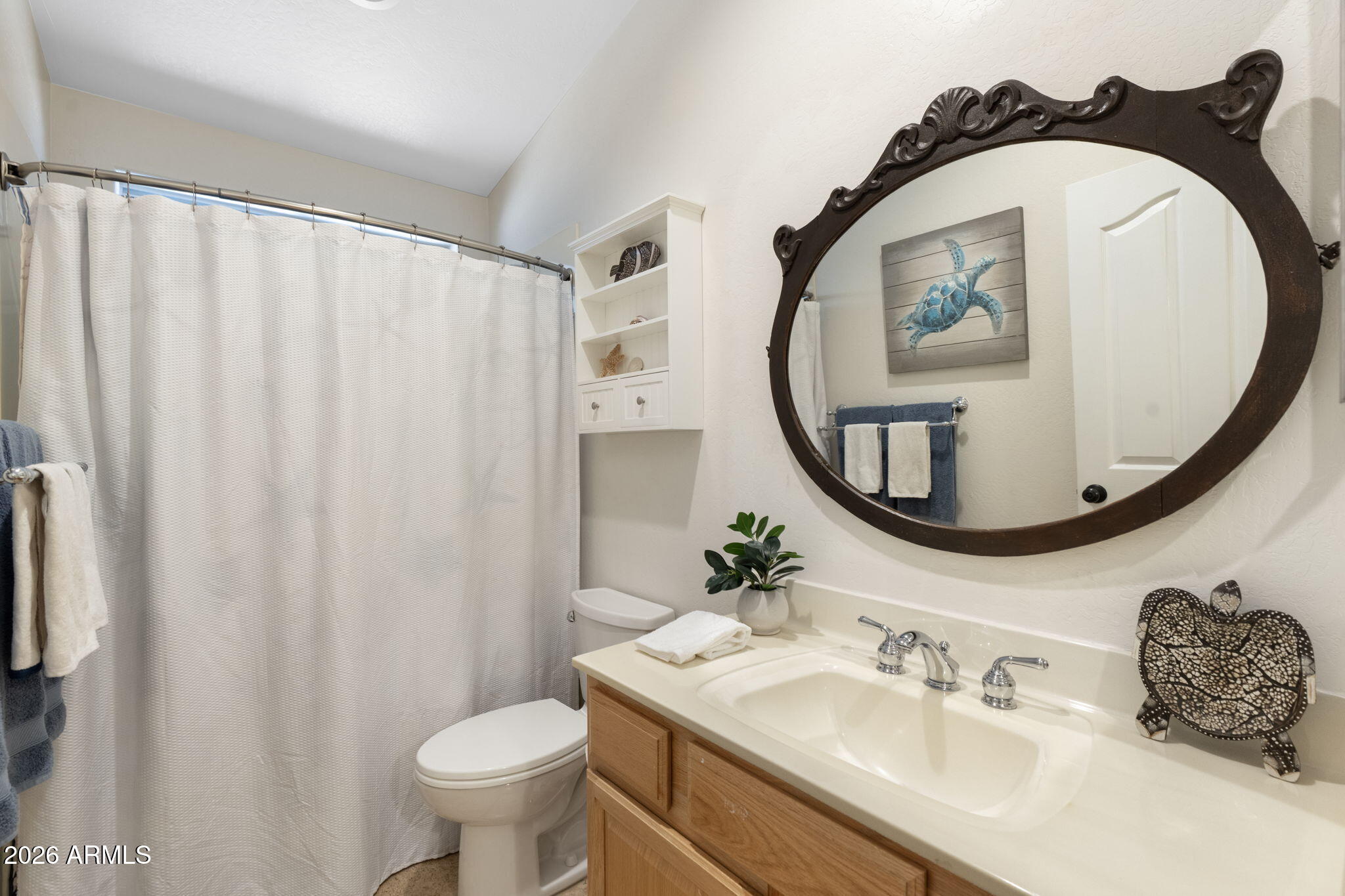 4613 W DESERT HOLLOW Drive