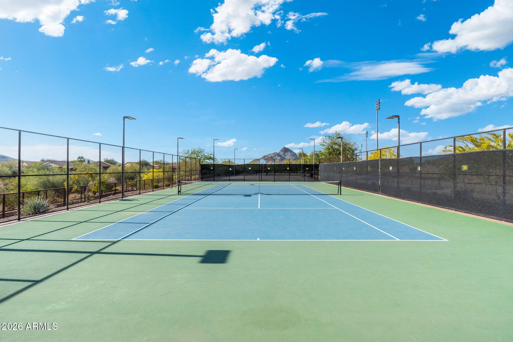 4613 W DESERT HOLLOW Drive