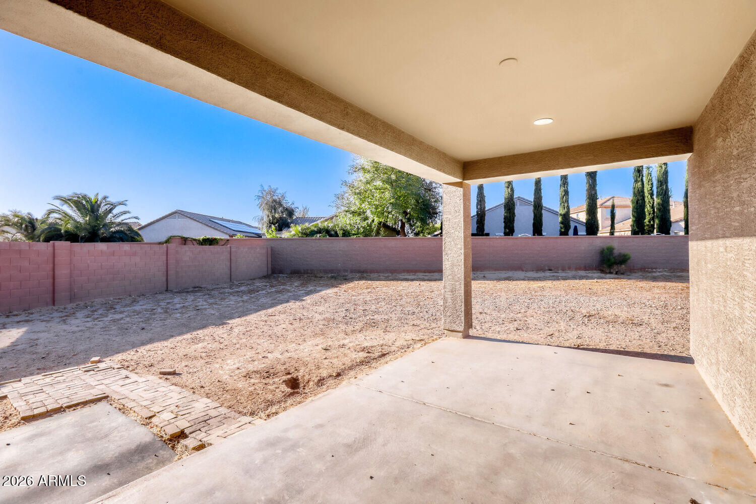 17953 W GOLDEN Lane