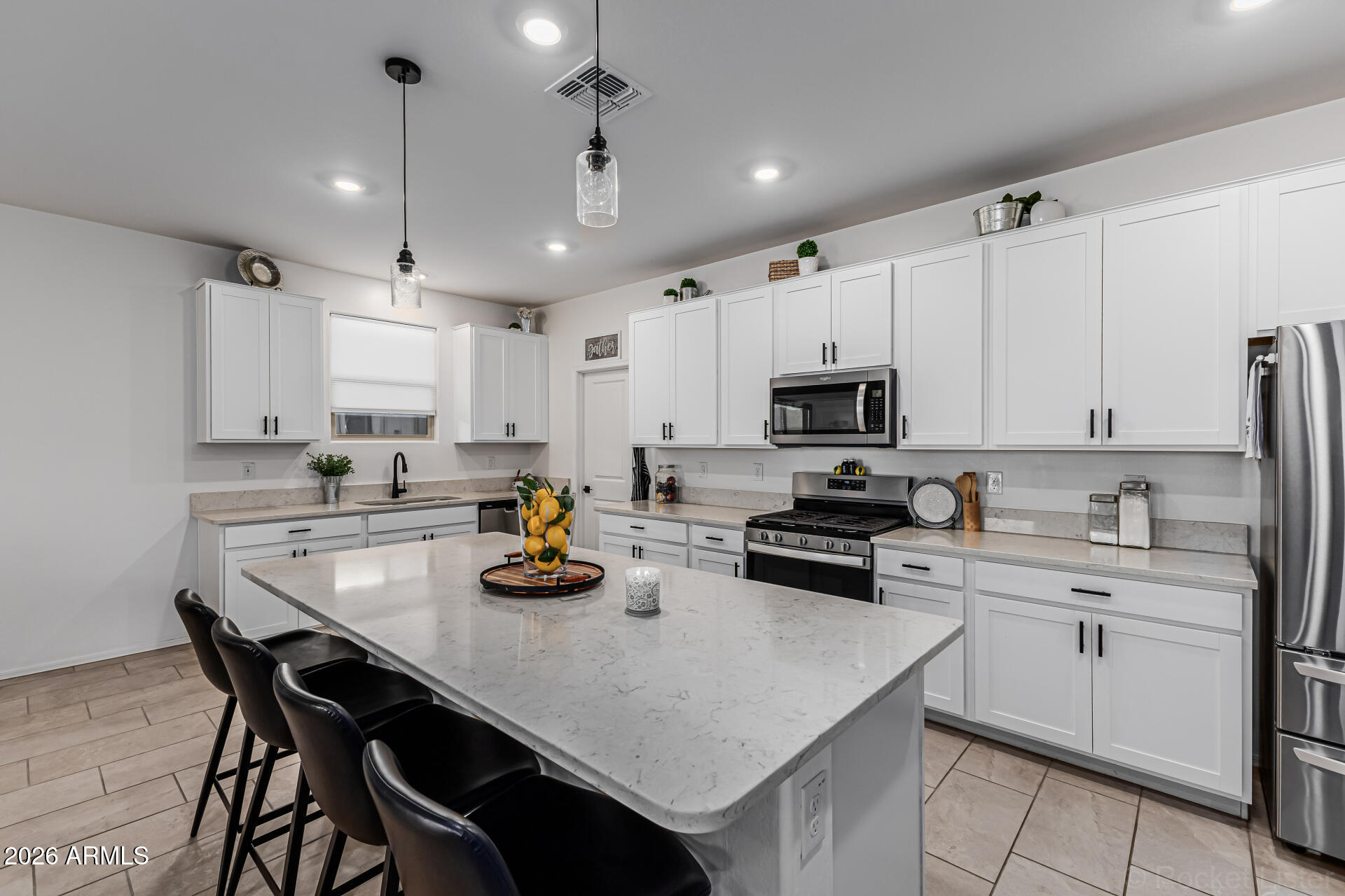 17140 W RUNNING DEER Trail