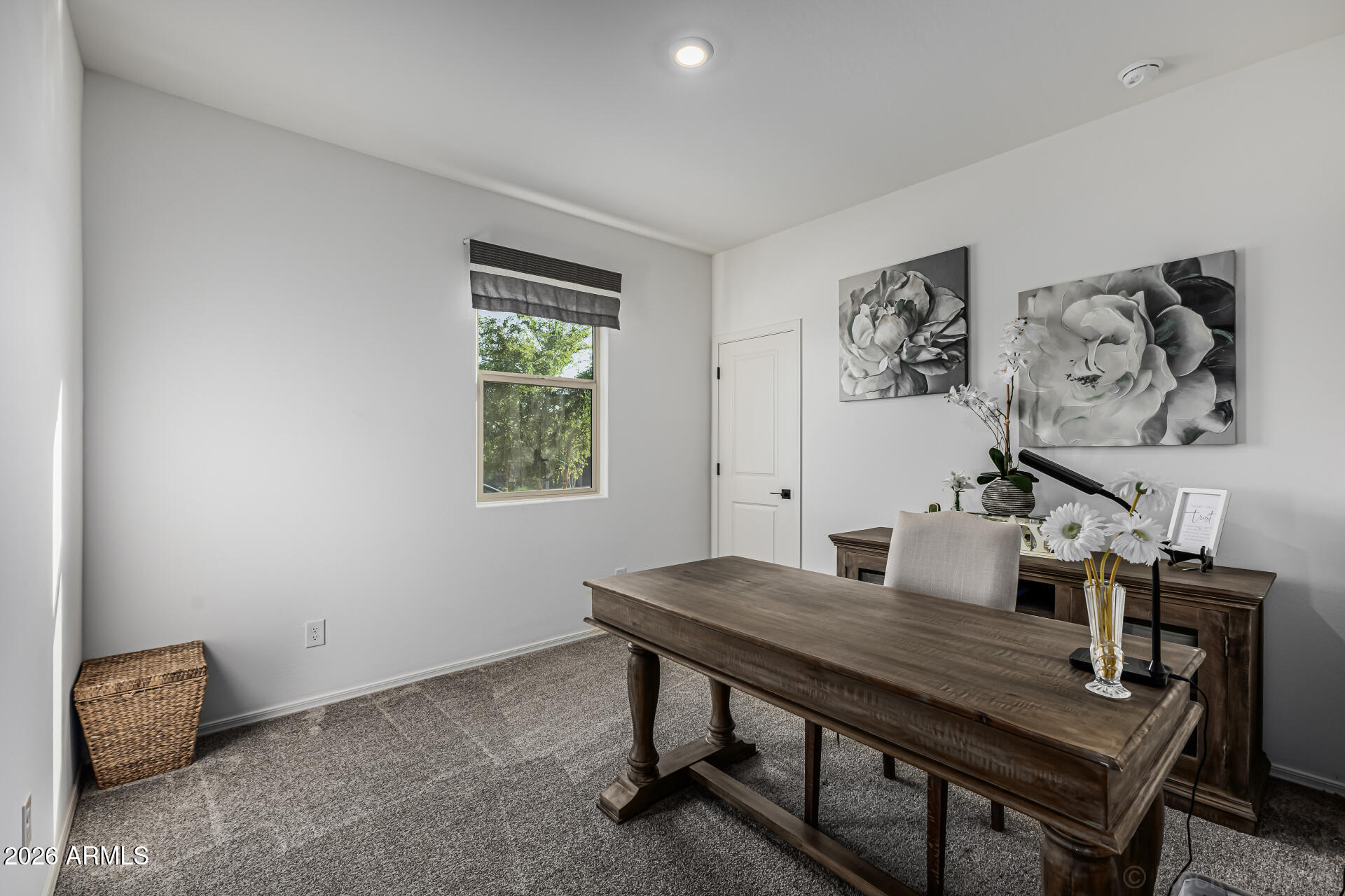 17140 W RUNNING DEER Trail