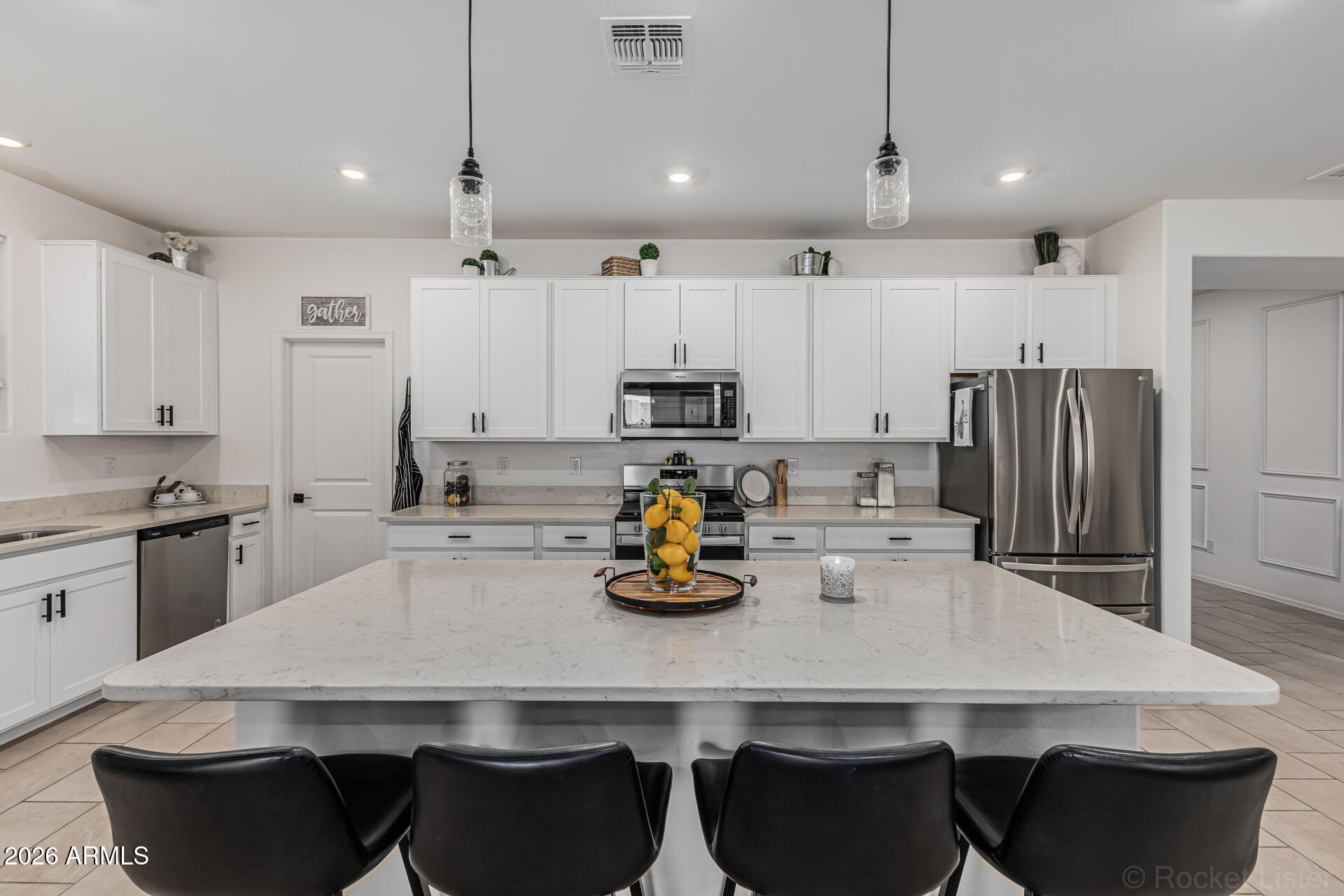 17140 W RUNNING DEER Trail