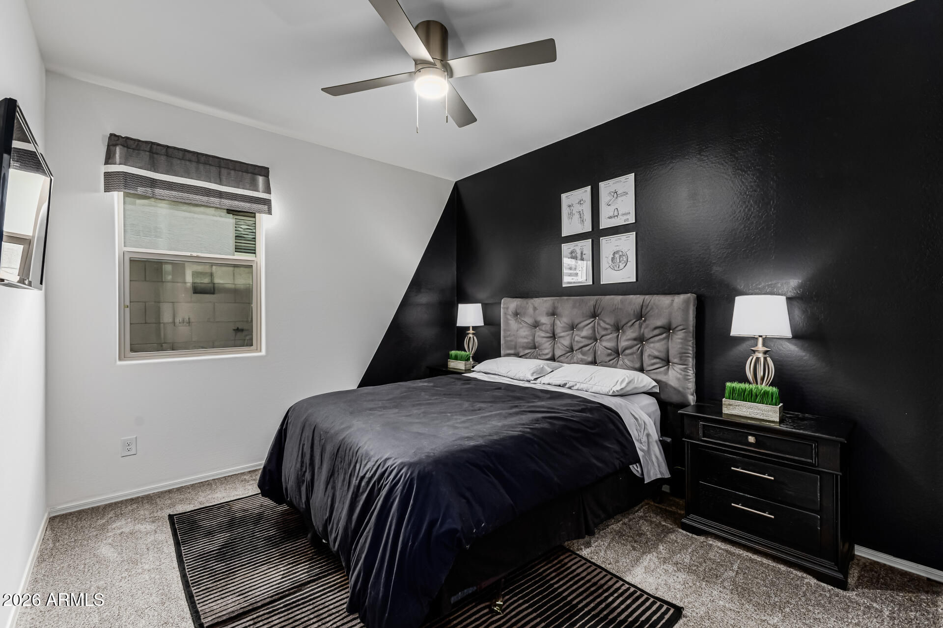 17140 W RUNNING DEER Trail