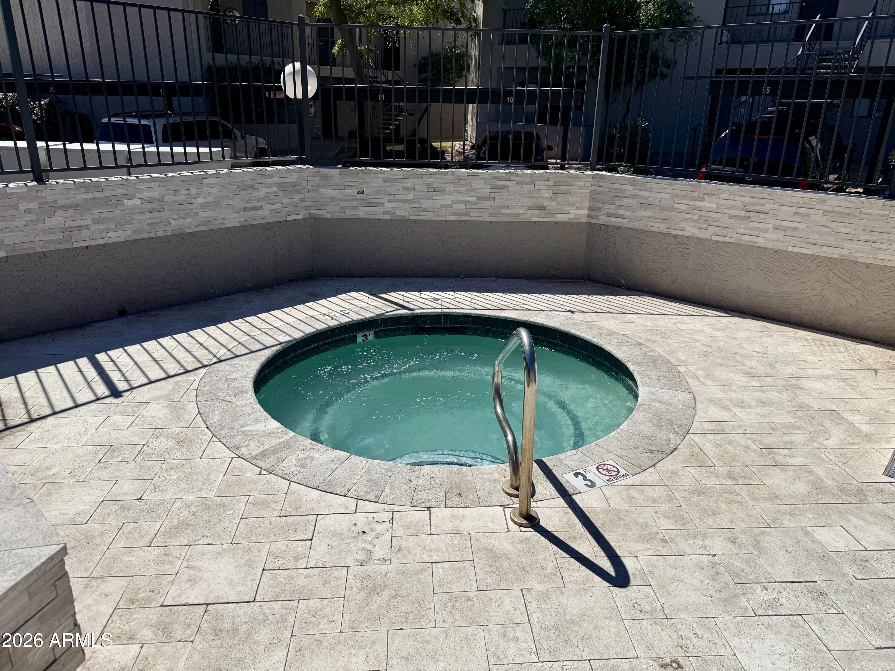 1352 E HIGHLAND Avenue 202