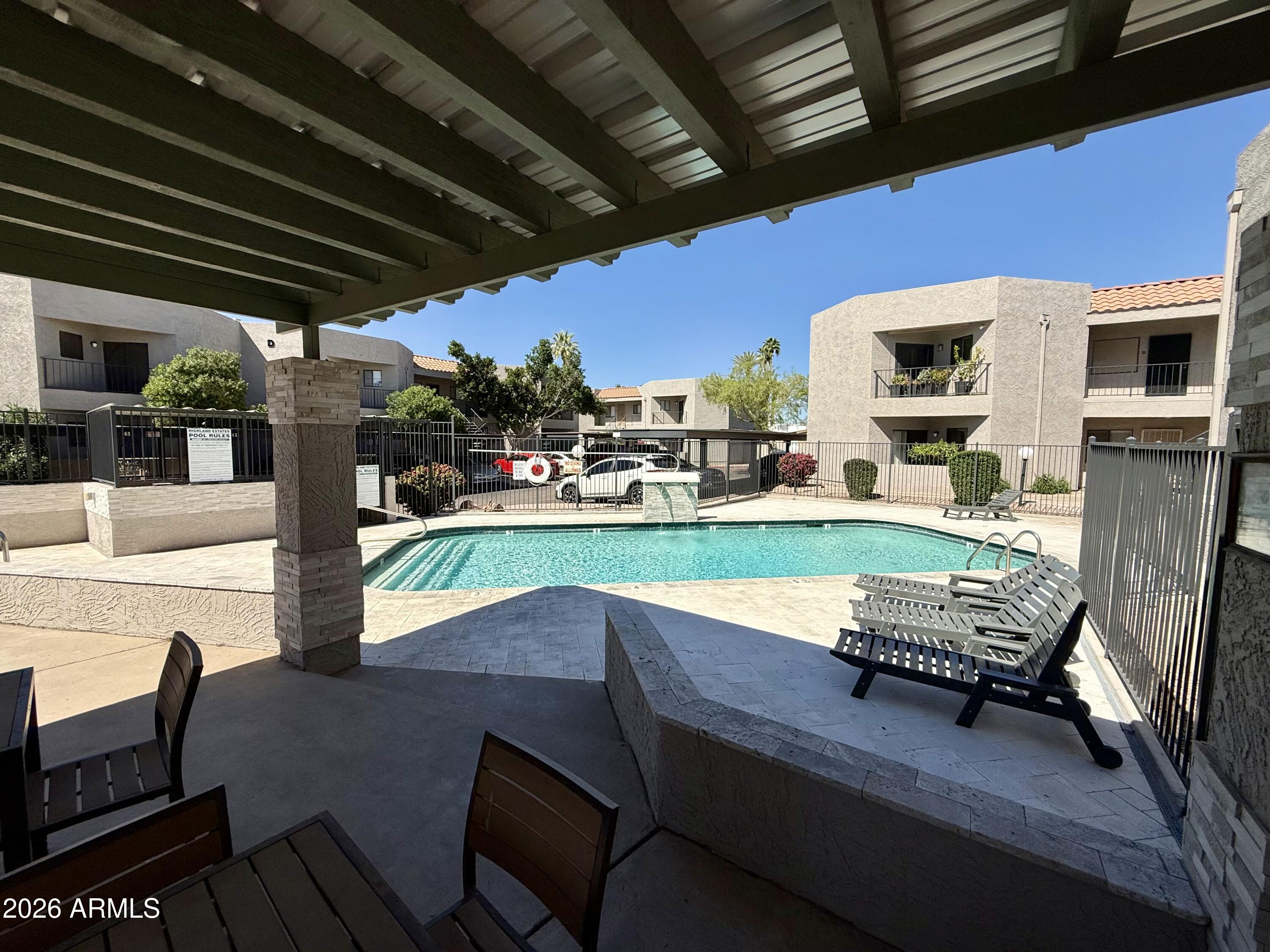 1352 E HIGHLAND Avenue 202