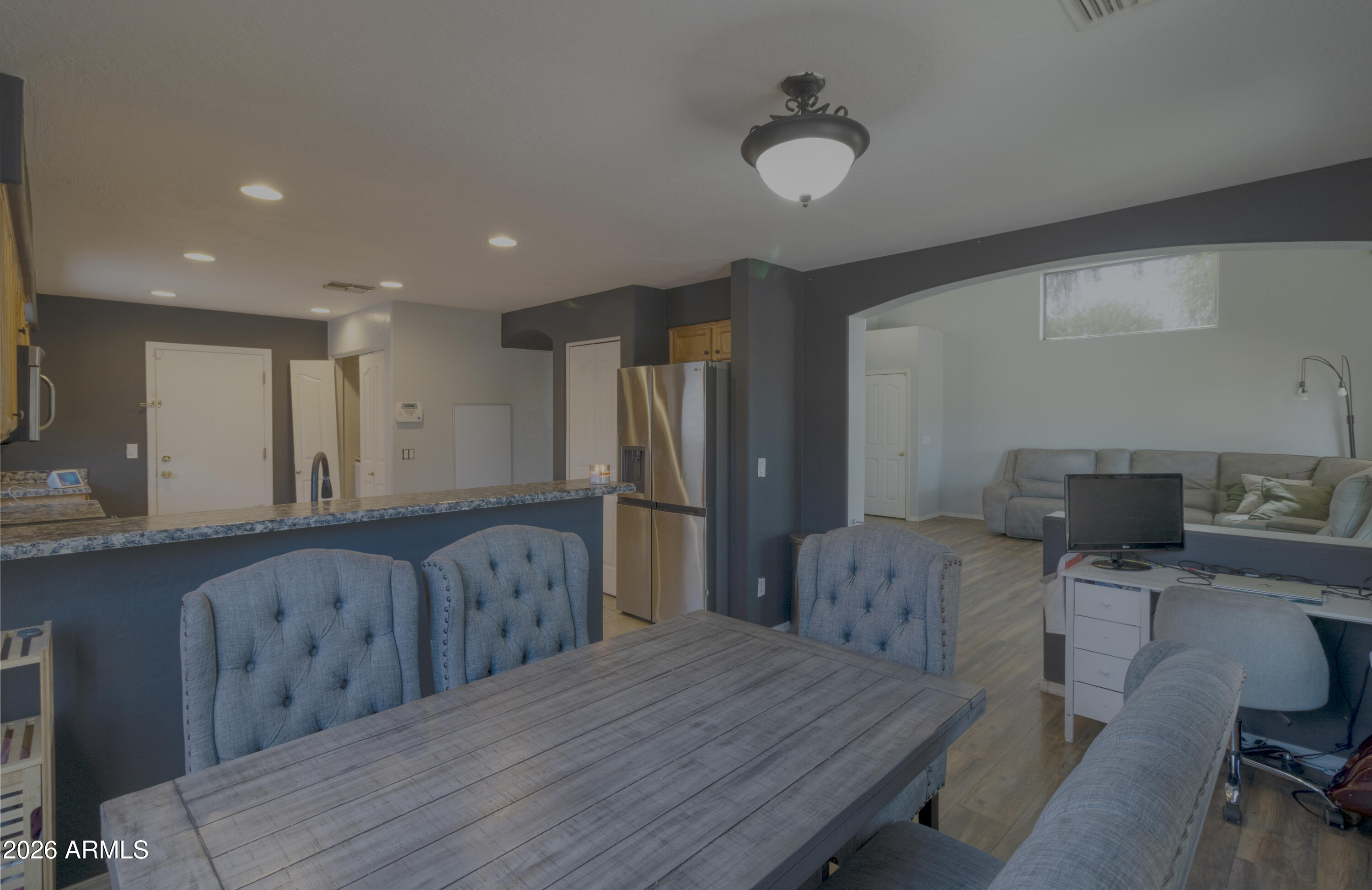 2674 S SETON Avenue