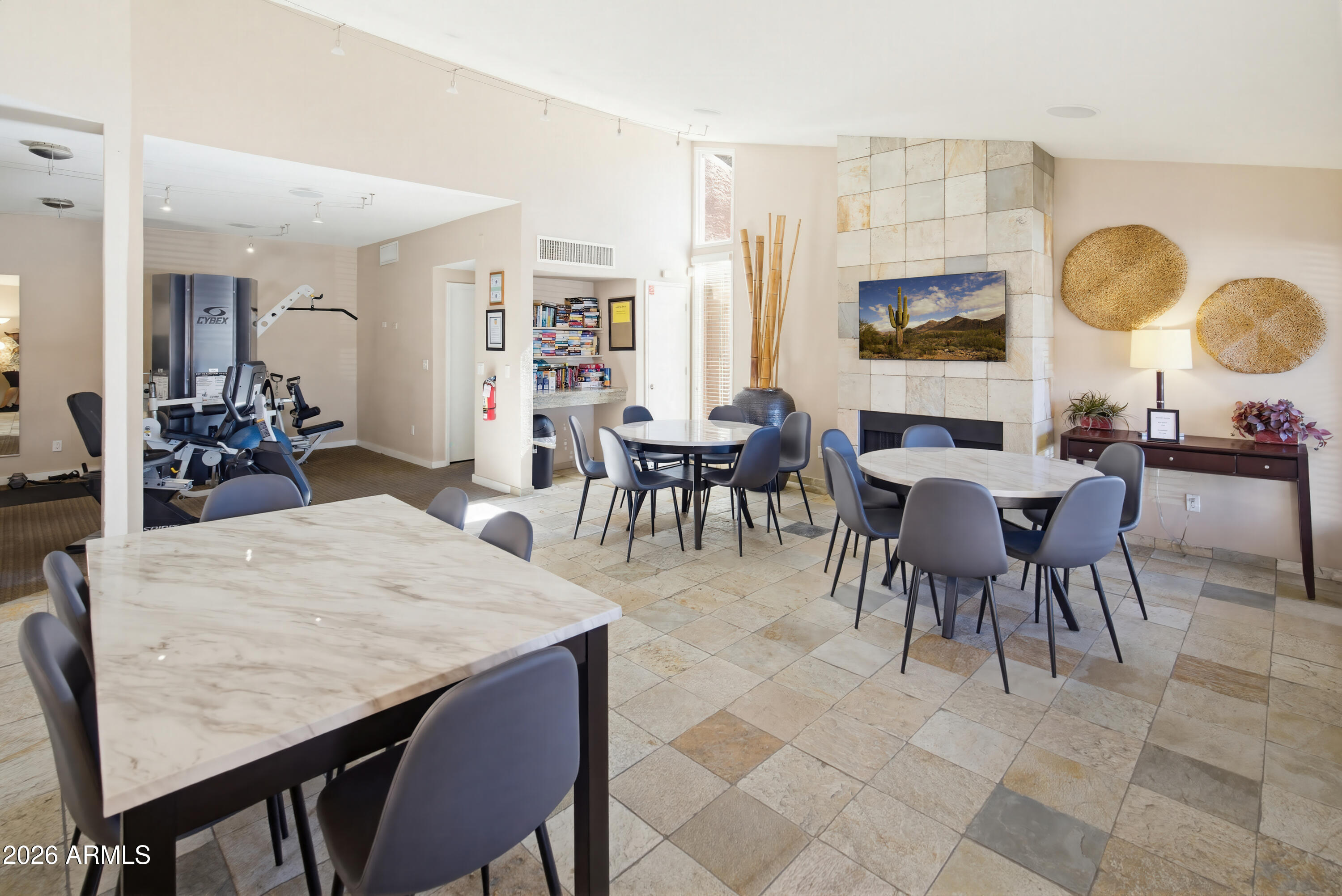 4704 E PARADISE VILLAGE Parkway N 303