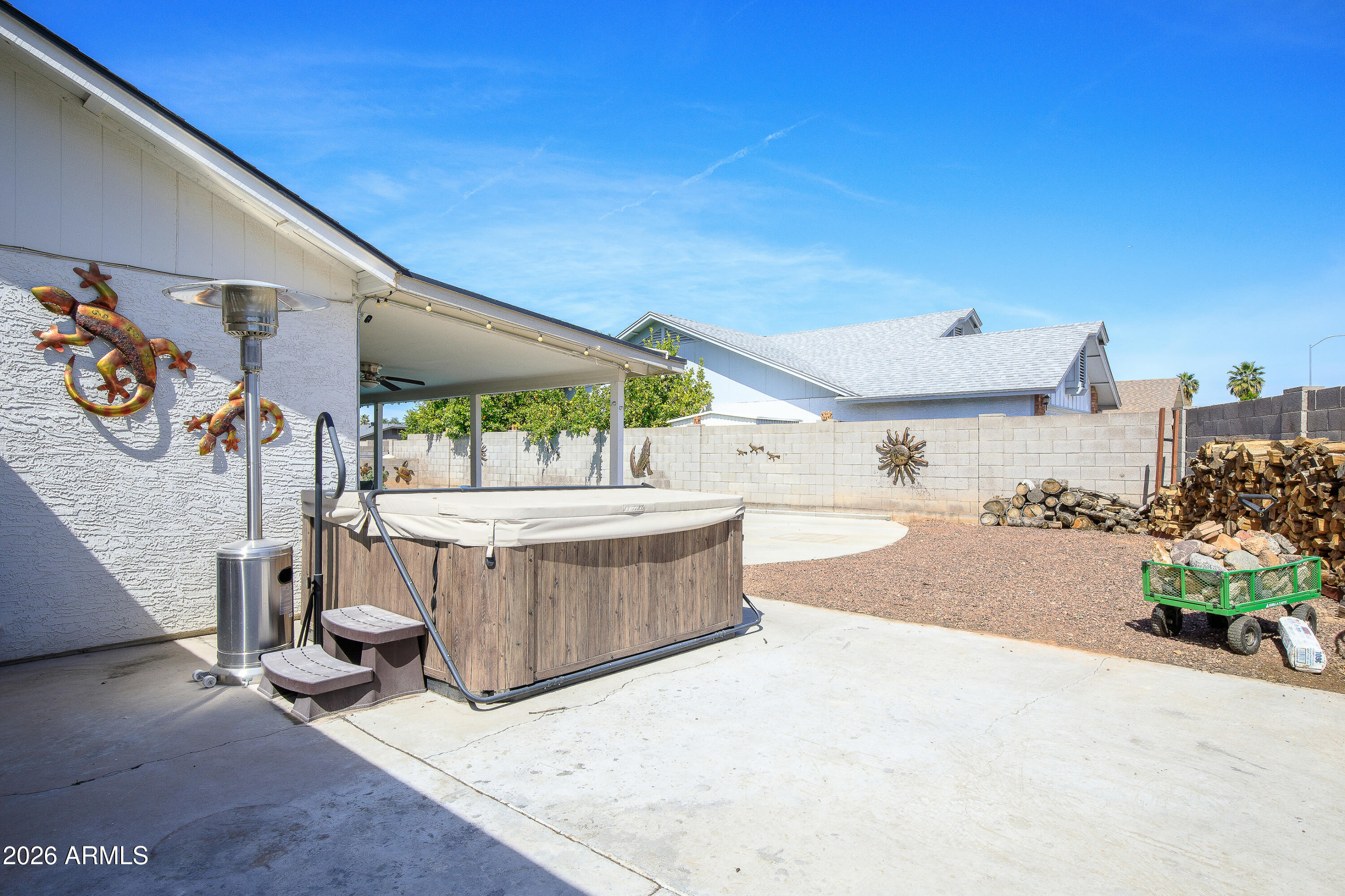 3752 E EMERALD Avenue