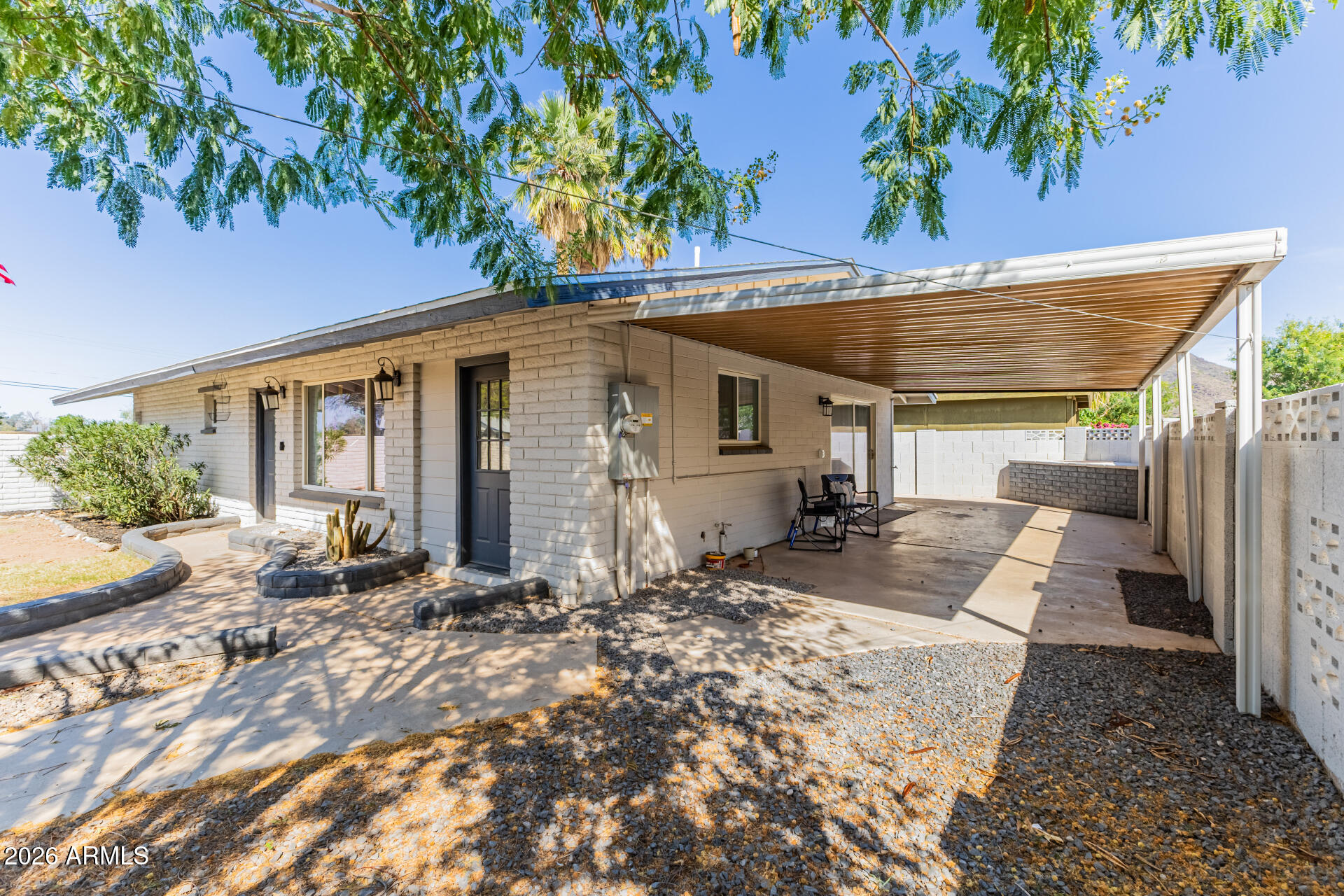 2419 W SHAW BUTTE Drive